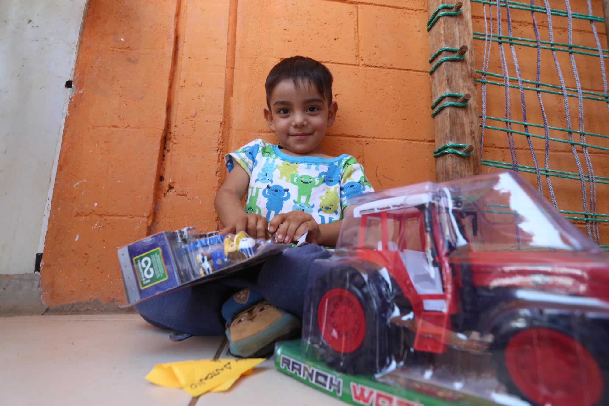 $!#SéUnReyMago | Melchor, Gaspar y Baltasar reparten más juguetes y sonrisas en Mazatlán