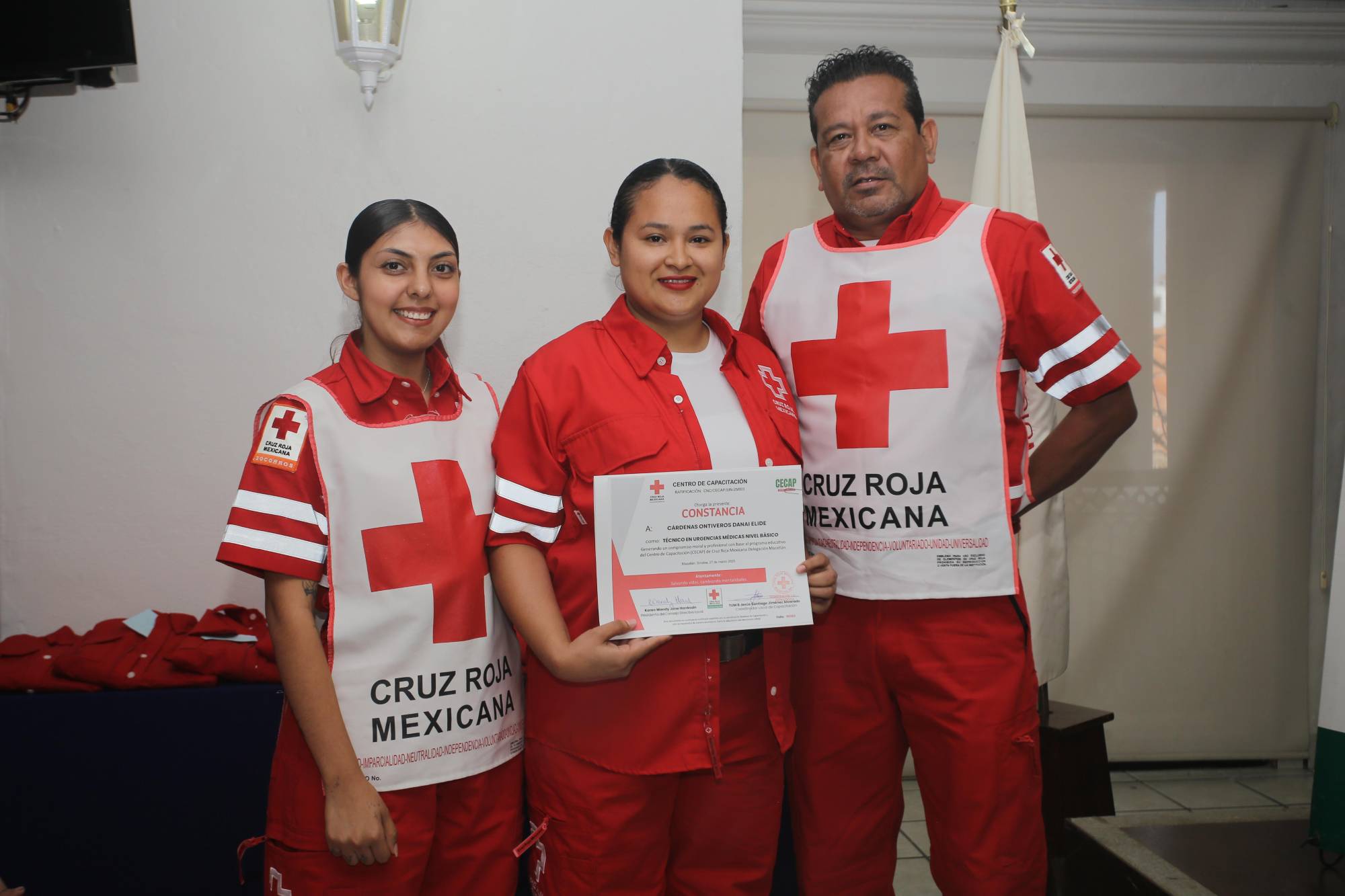 $!Lidia Inzunza, Danai Cárdenas y Érick Quintero.