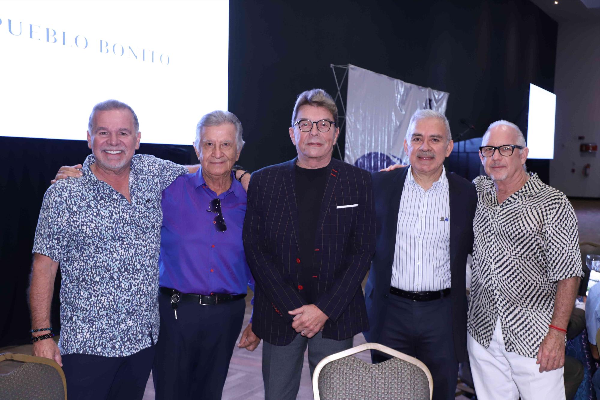 $!Óscar Coppel, Emilio de la Fuente, Ernesto Coppel, Fernando Valdez y Mark Neman.