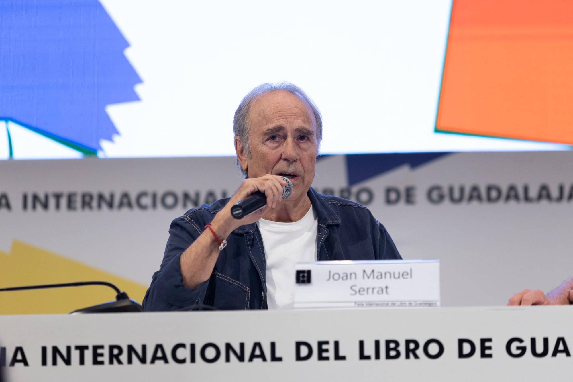 $!‘Es un tiempo de miedos, pero también de esperanza’: Serrat
