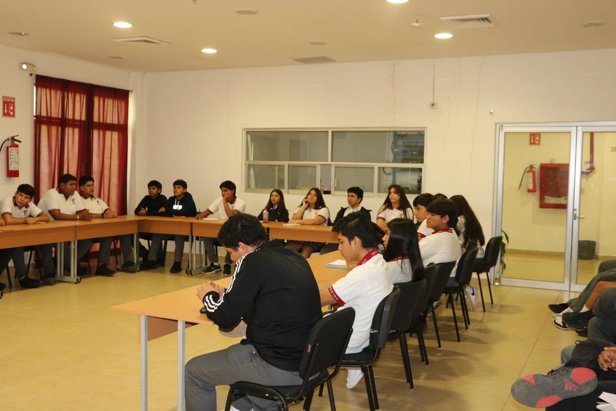 $!Especialistas del IPN imparten conferencias a estudiantes del CBTis 152 en Escuinapa