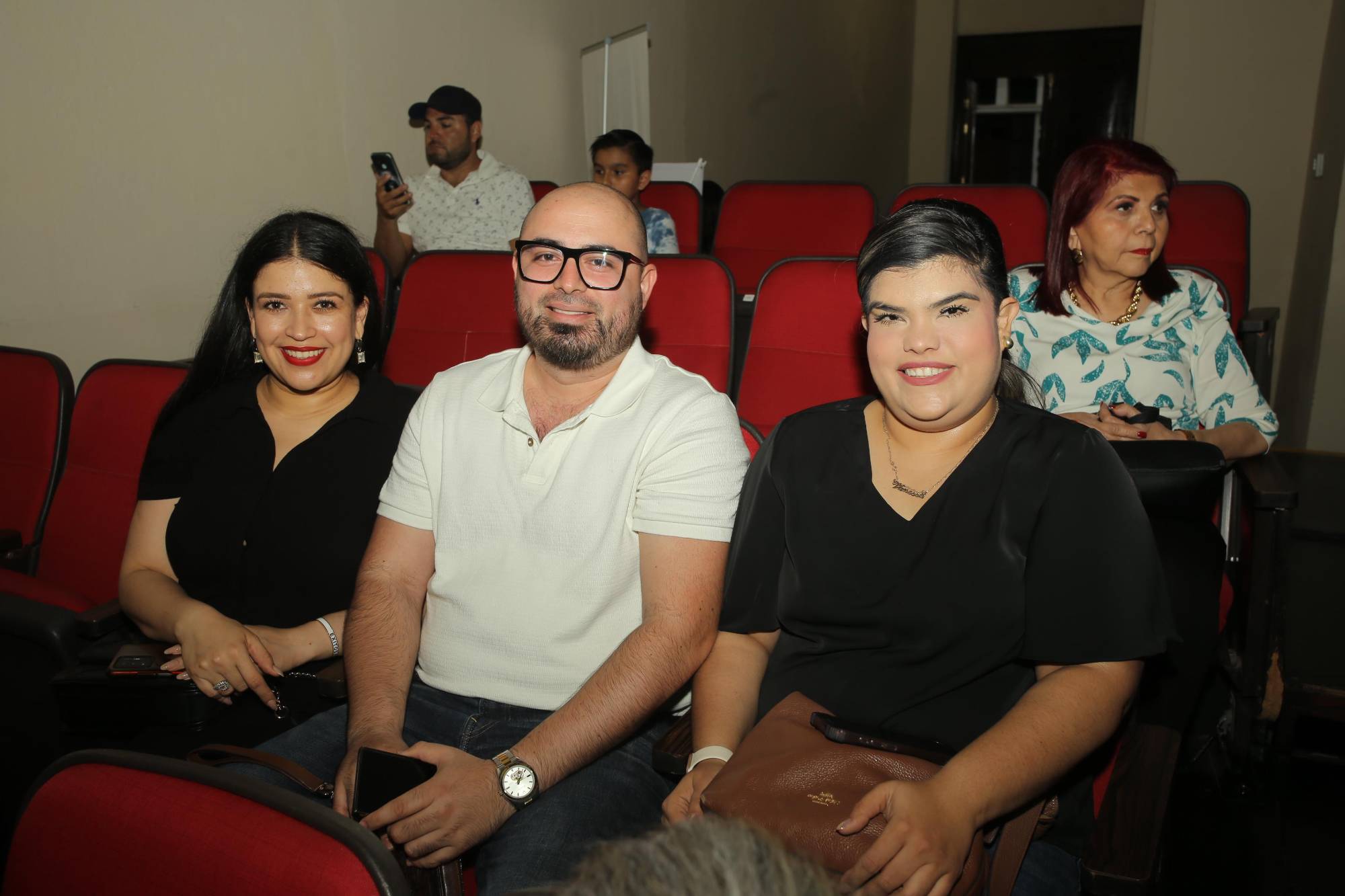 $!Jéssica Martínez, Octavio Lizárraga y Marissa Pérez.