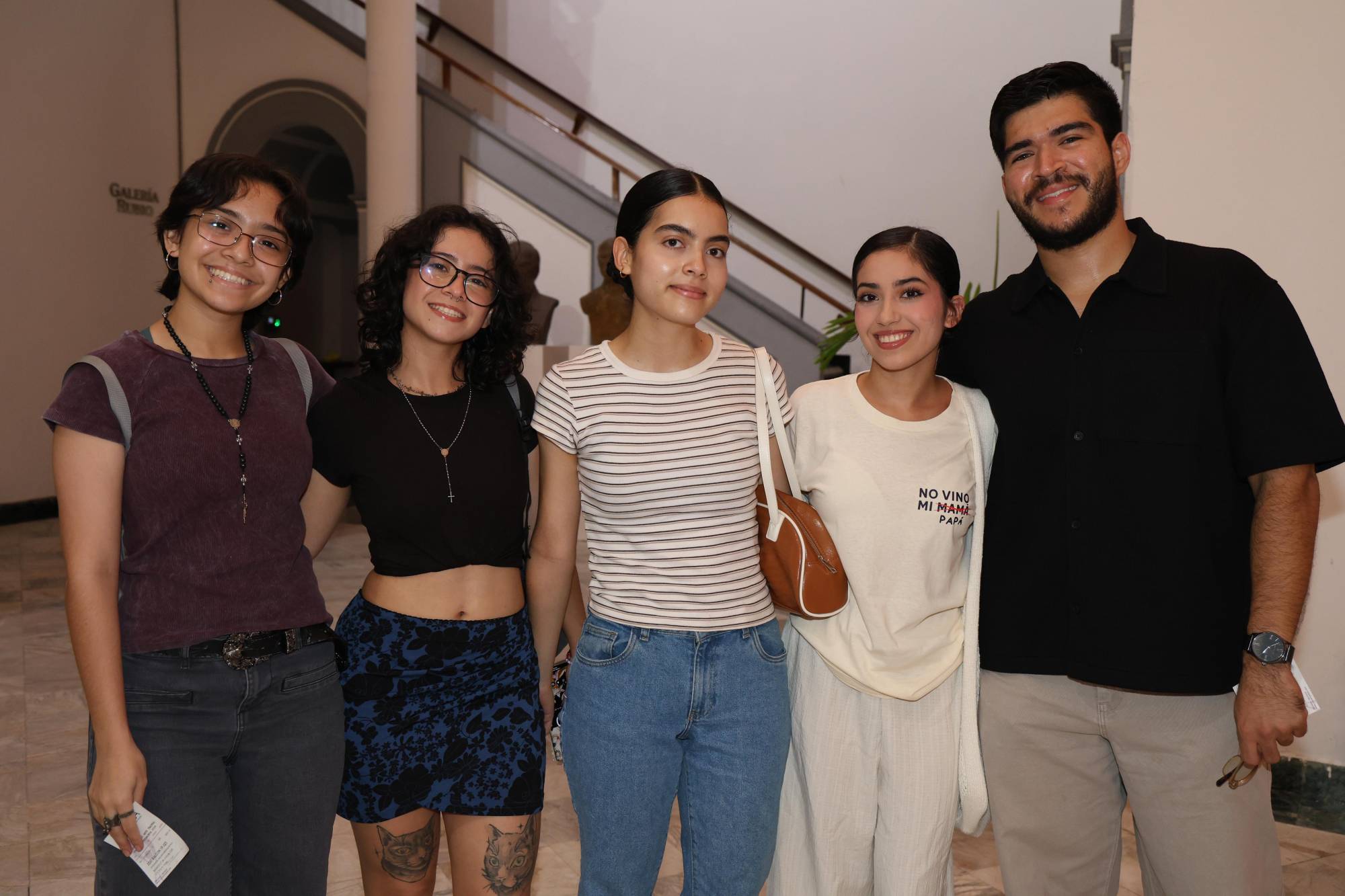 $!Anelis Páez, Odalis Páez, Alexia Olivas, Valeria Guillen y Fernando Magallañes.