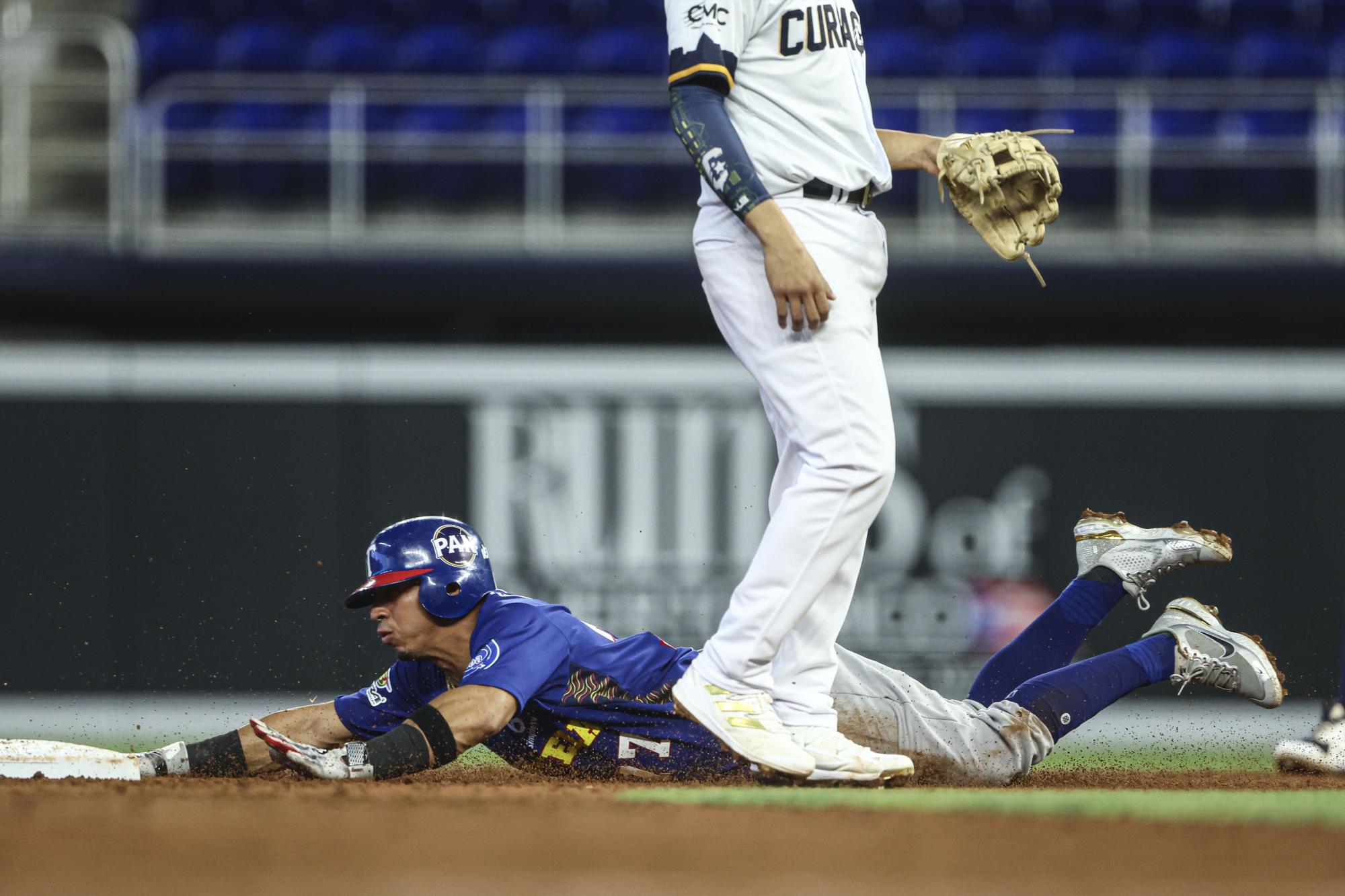 $!Venezuela supera a Curazao y suma dos triunfos en la Serie del Caribe