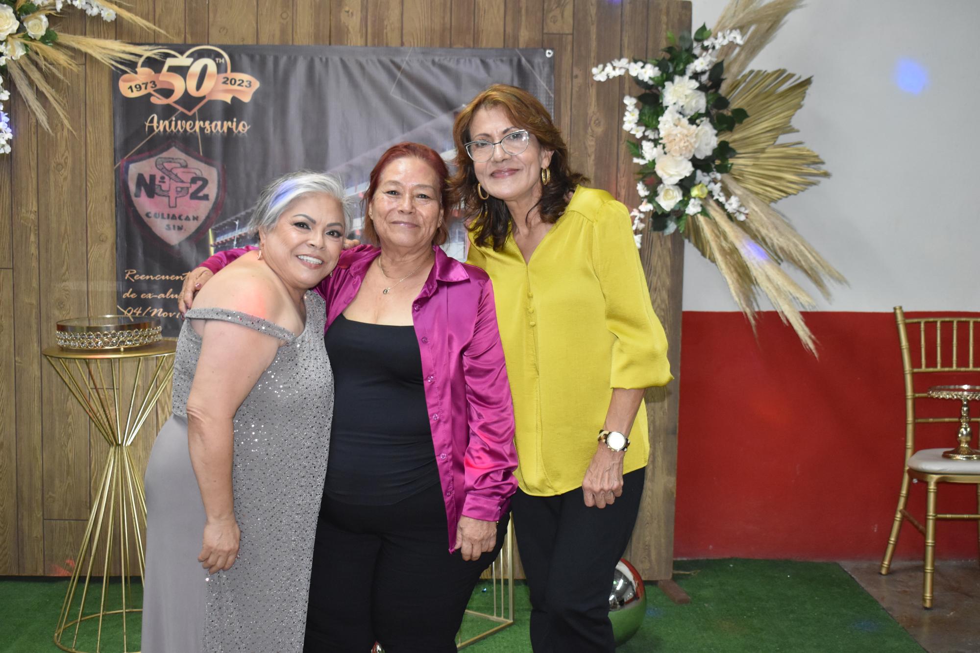 $!Socorro Aguilar Reyes, Laura Lizárraga y Mercedes Bojórquez.