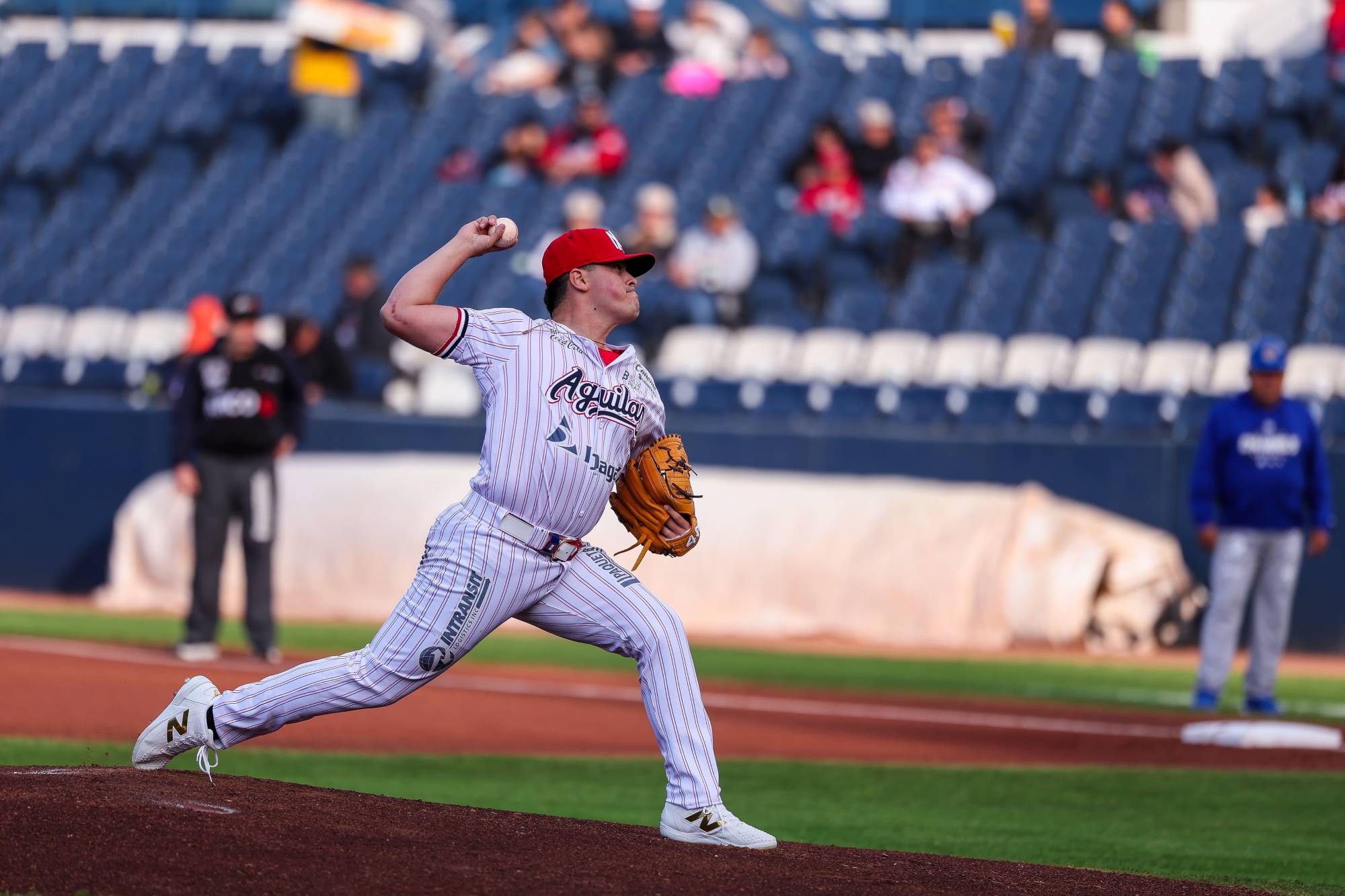 $!Charros vencen 5-2 a Águilas en Mexicali