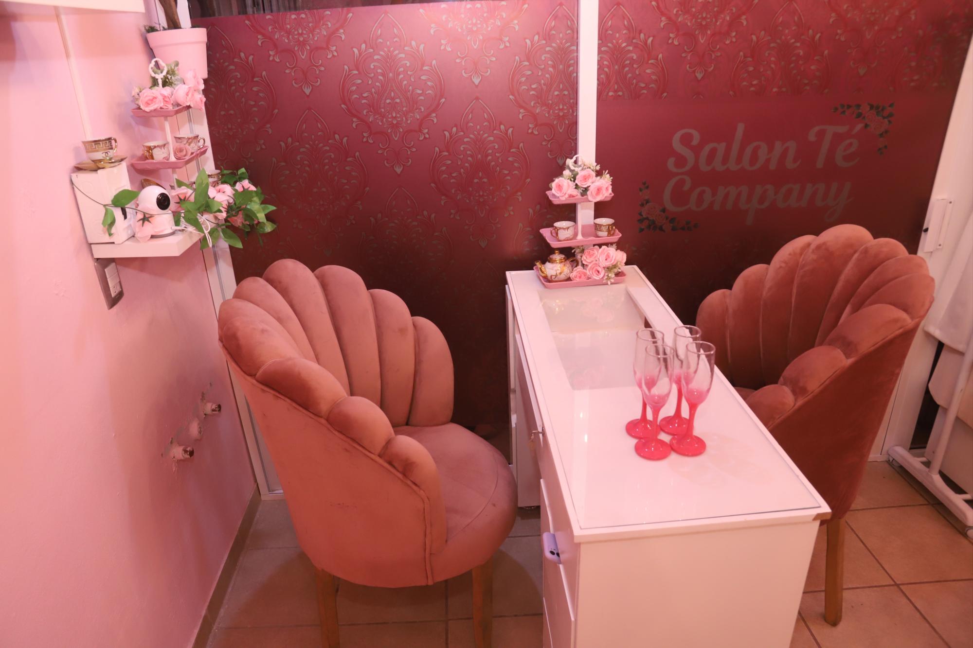 $!Esta área se puede renta para la poner uñas.