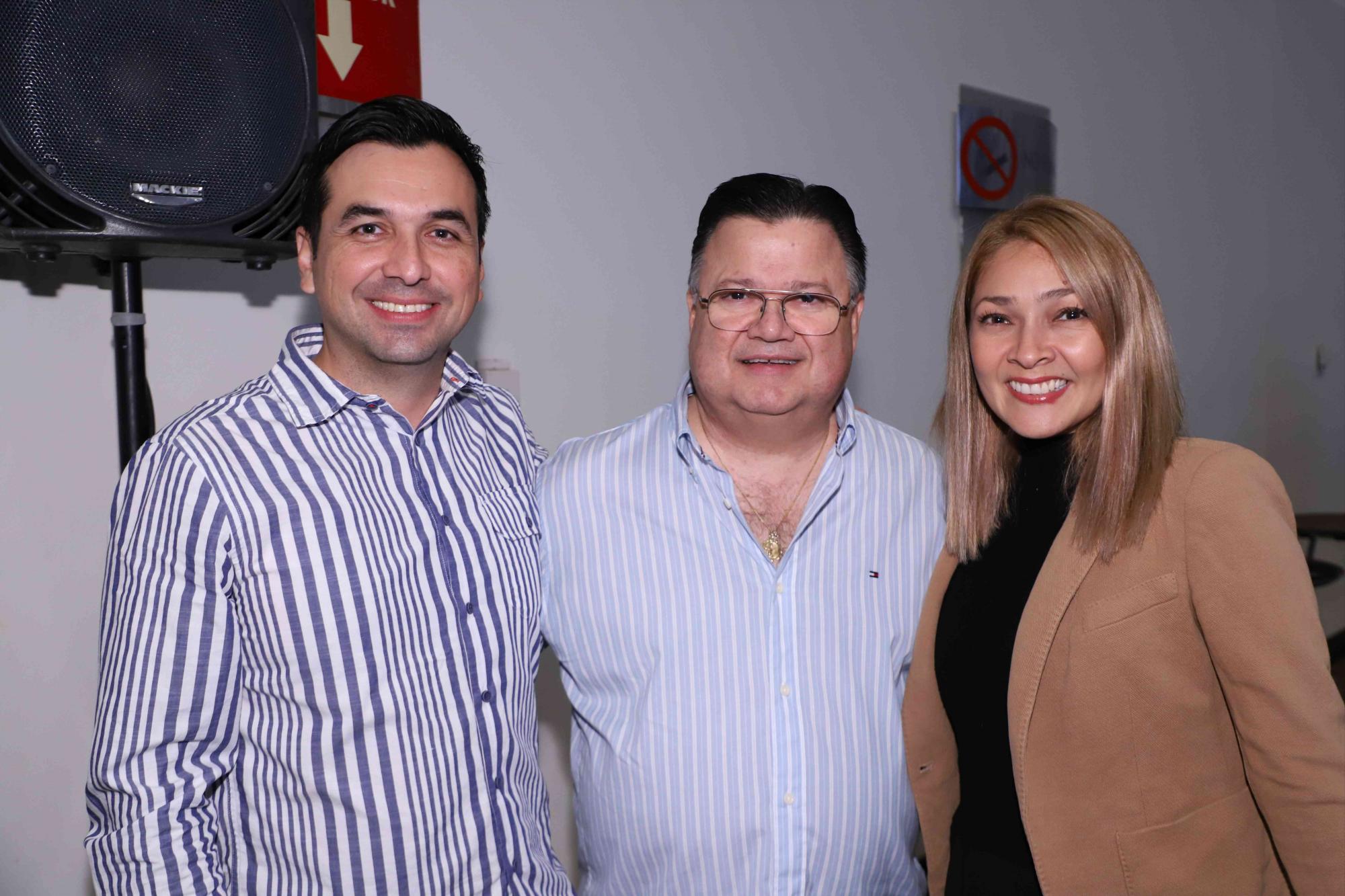 $!Jonathan León, Nacho Barros, Karem Torrijos.