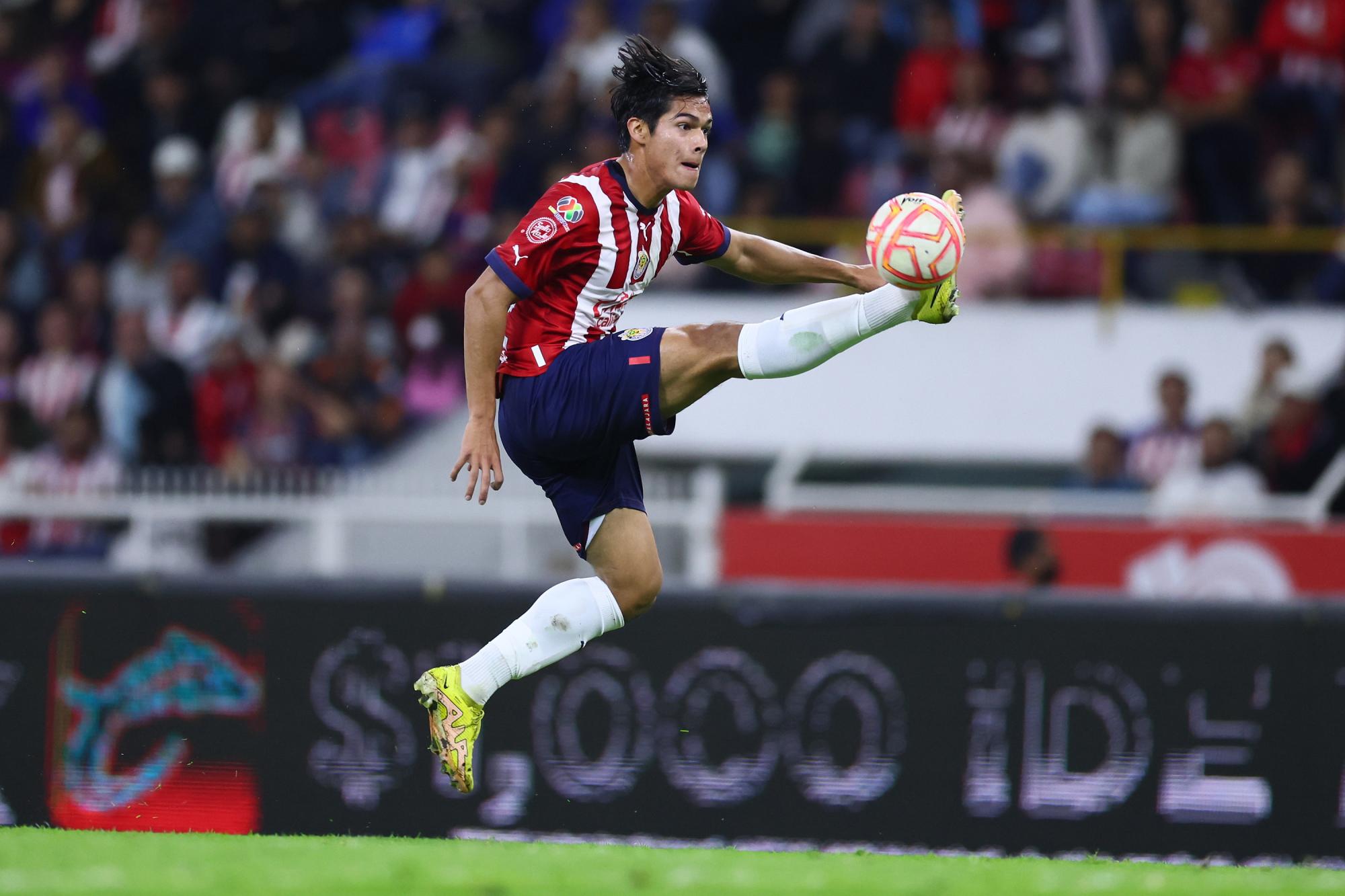 $!Chivas vence sobre la hora a Mazatlán FC en la Copa por México