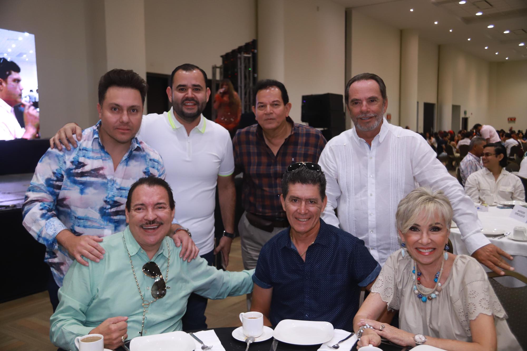 $!Benjamín García, Pepe Quevedo, Luis Barreiro, Steven Crafc, Julio Preciado, Juan Ramón Pérez y Mónica Coppel.