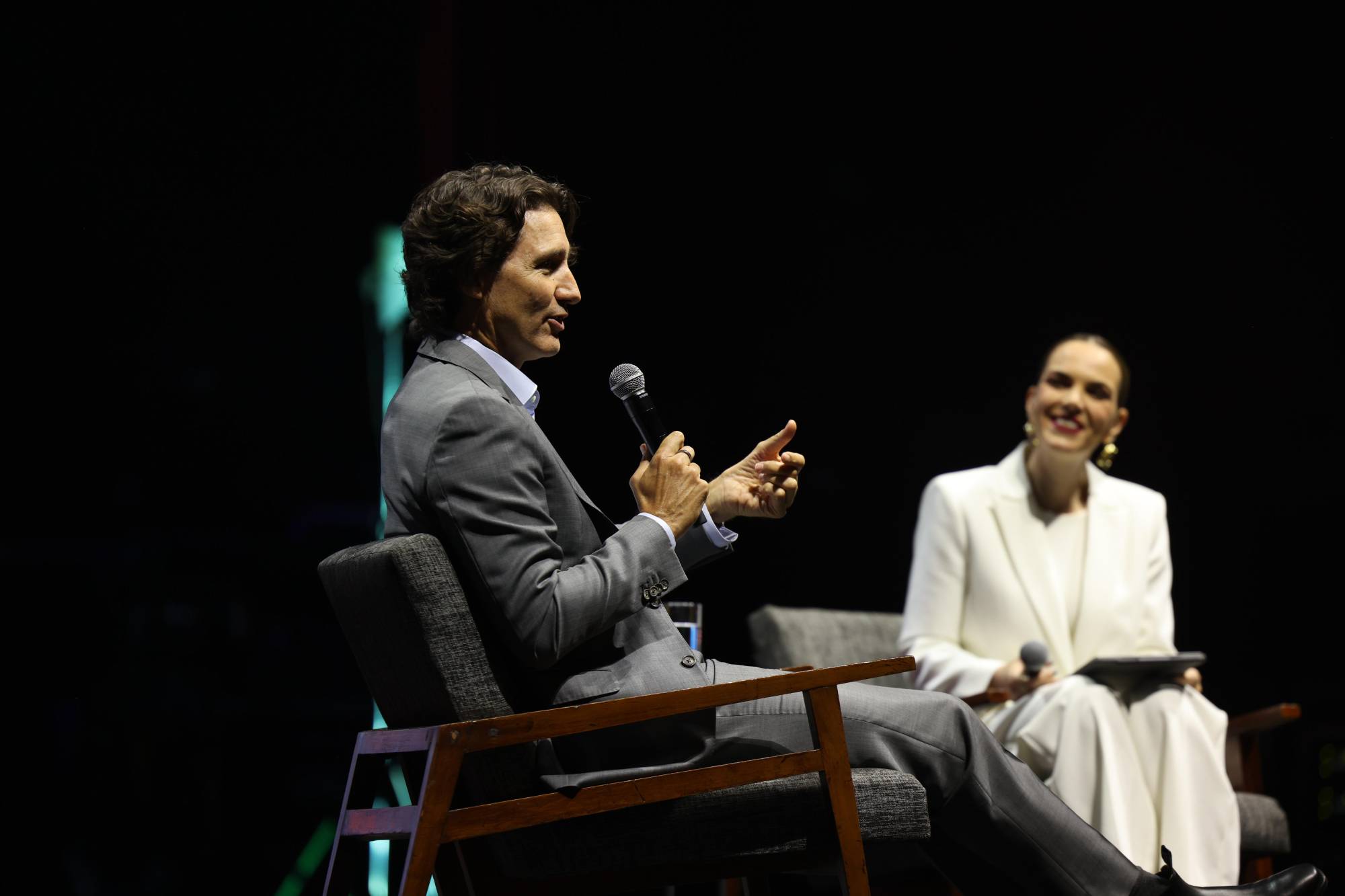 $!Llama Justin Trudeau a jóvenes a construir su liderazgo desde hoy