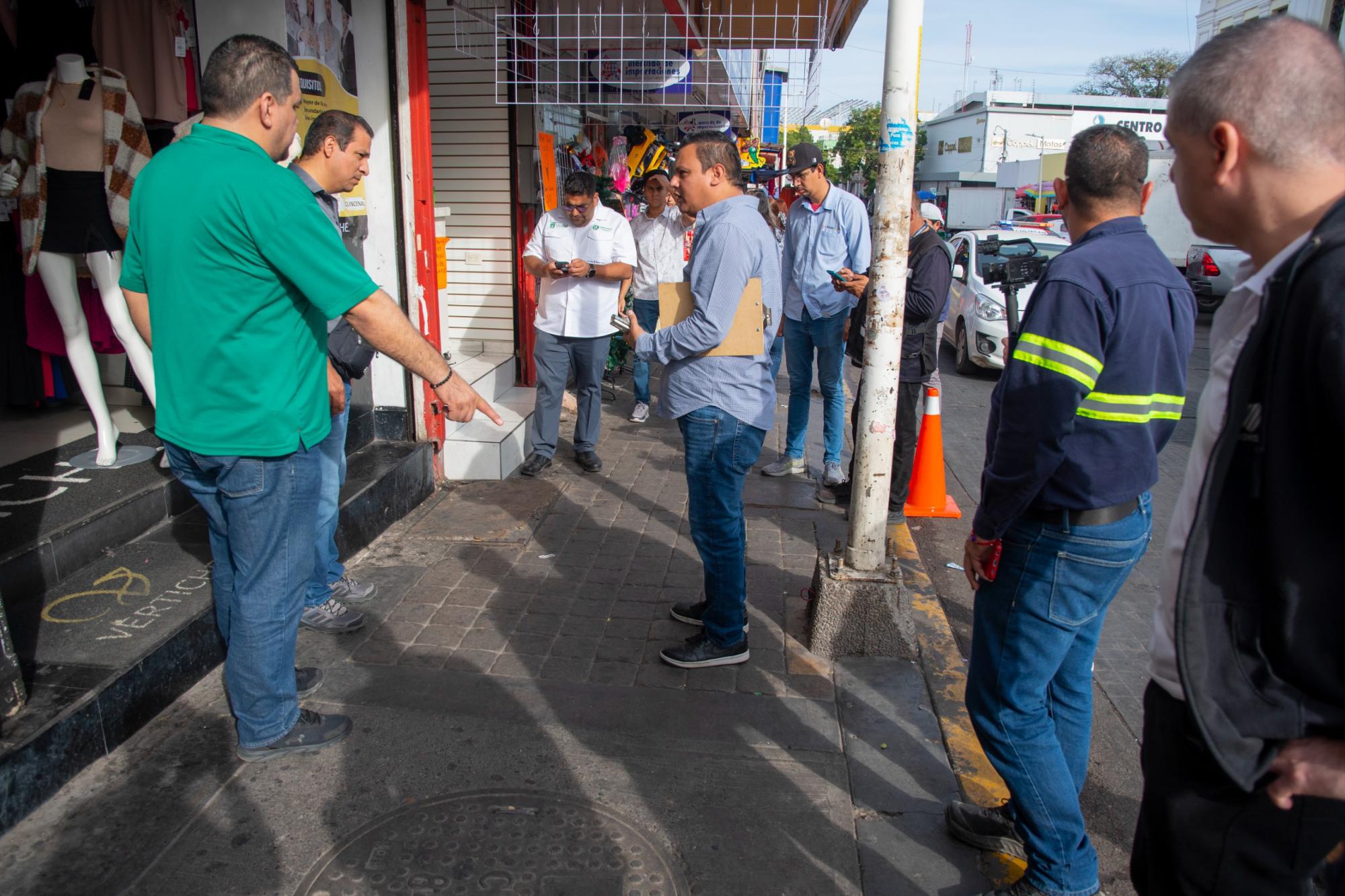 $!Ubica Protección Civil los puntos de riesgo del primer cuadro de Culiacán