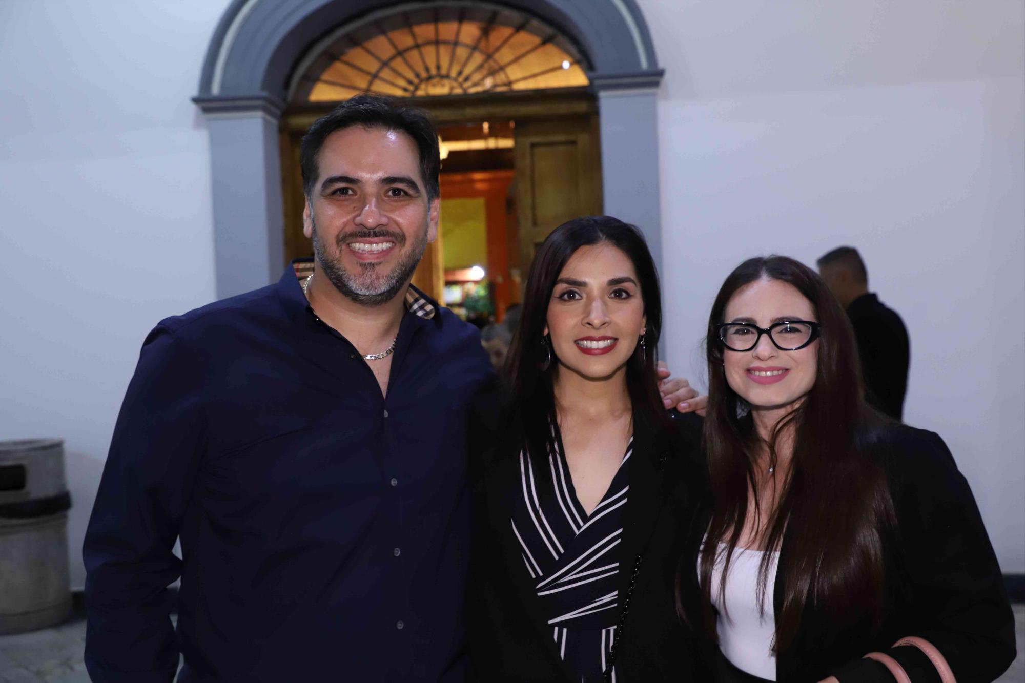 $!Luis Machado, Karla de Machado y Diana Reyes.