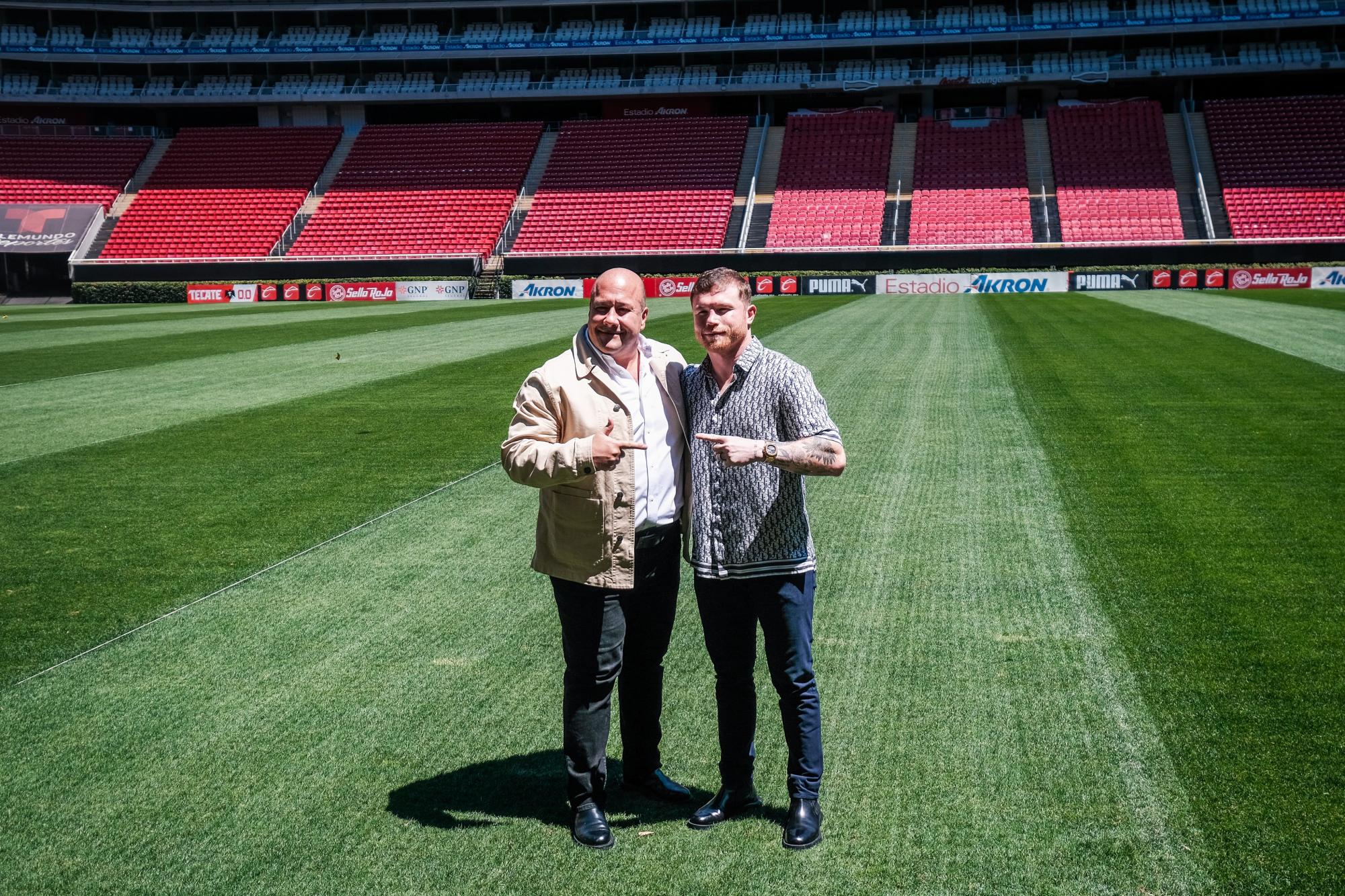 $!¡Es oficial! ‘Canelo’ Álvarez peleará contra John Ryder en el Estadio Akron