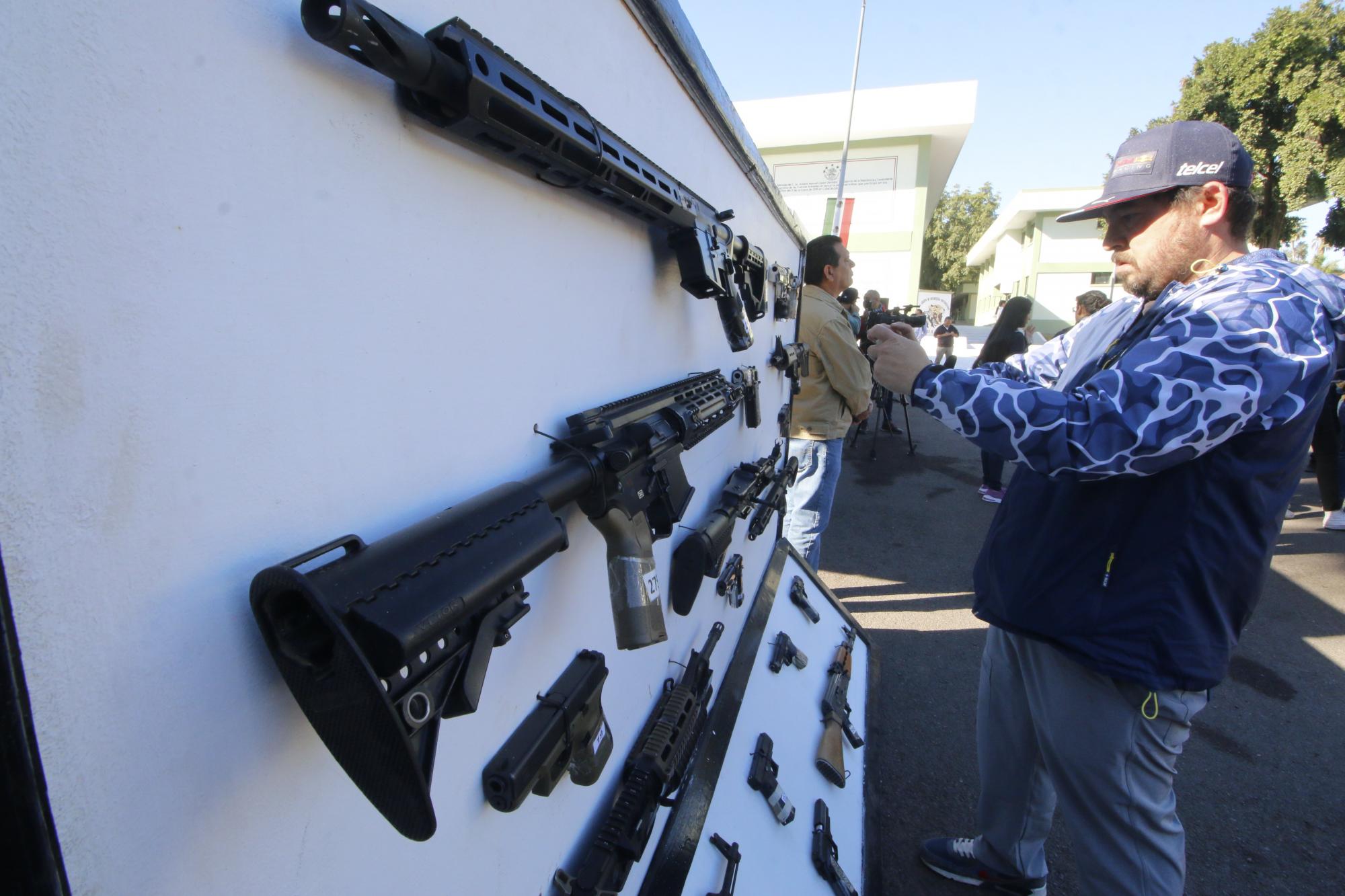 $!Evento en la novena zona militar de destrucción de armas y cartuchos.