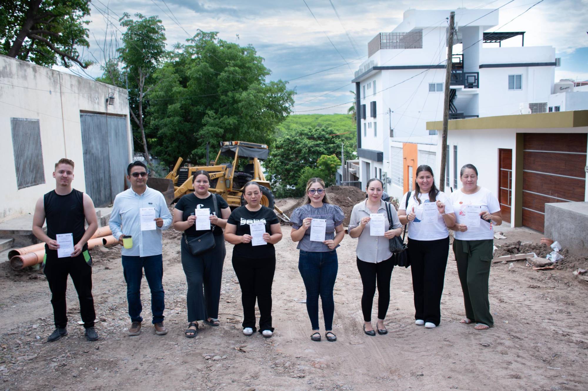 $!Vecinos de Culiacán vigilarán pavimentación a través de Contraloría Social