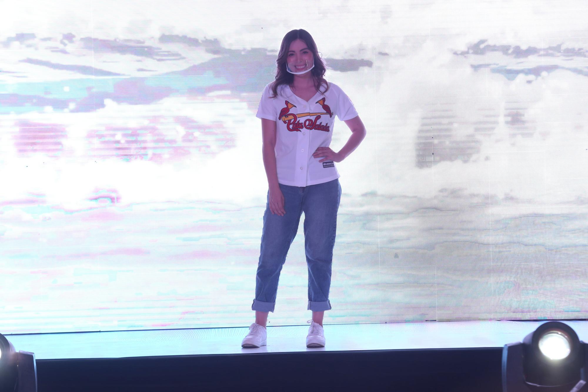 $!La línea de ropa casual fue presentado esa tarde-noche.