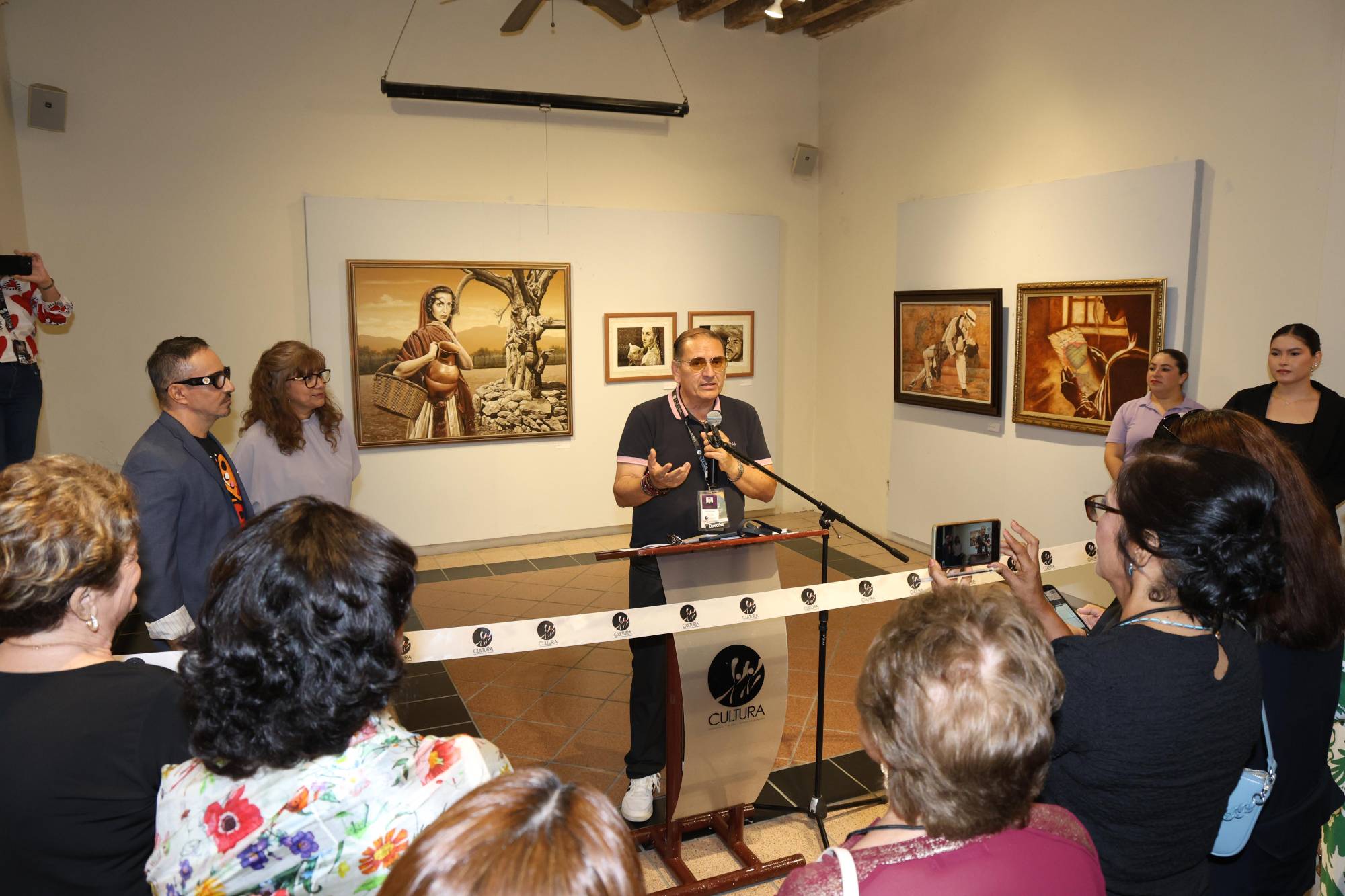 $!Óscar García expresa unas palabras a los presentes.