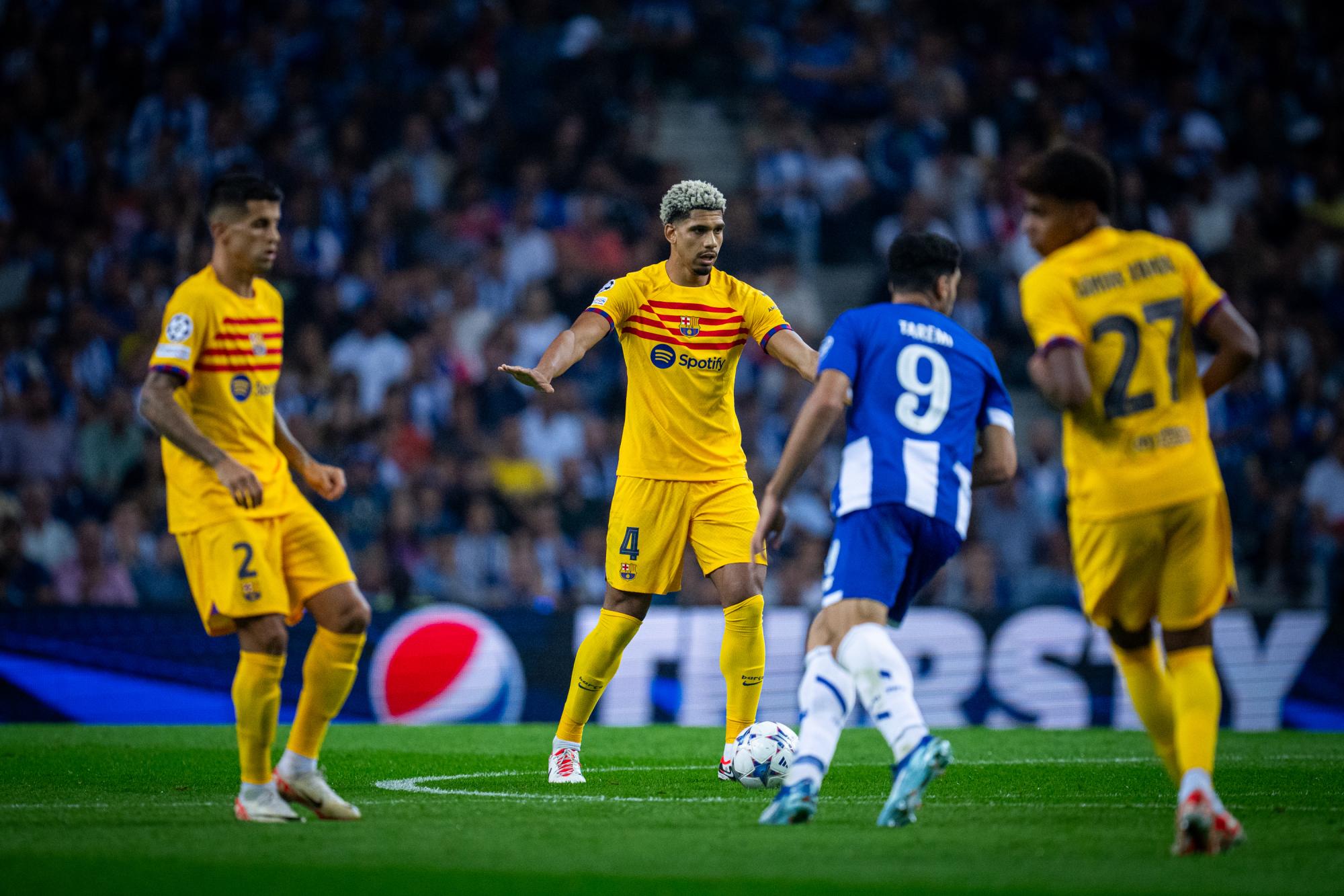 $!Barcelona aprovechó ‘regalo’ del Porto y con sufrimiento ganó 1-0 de visita