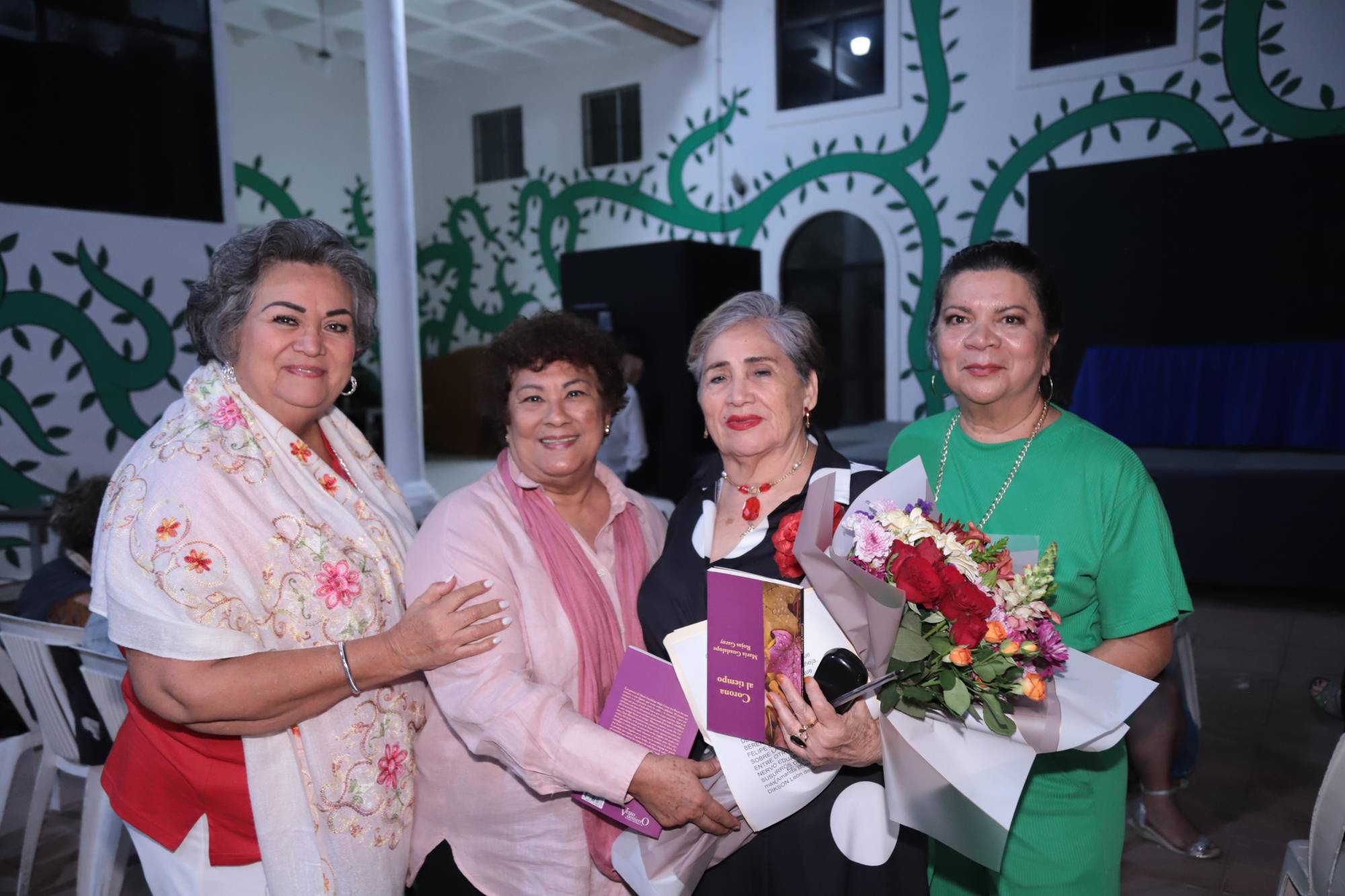 $!María Guadalupe Rojas Garay entre Verónica Peraza de Osuna, Vicky de Aguilar y Lupita Ávila.