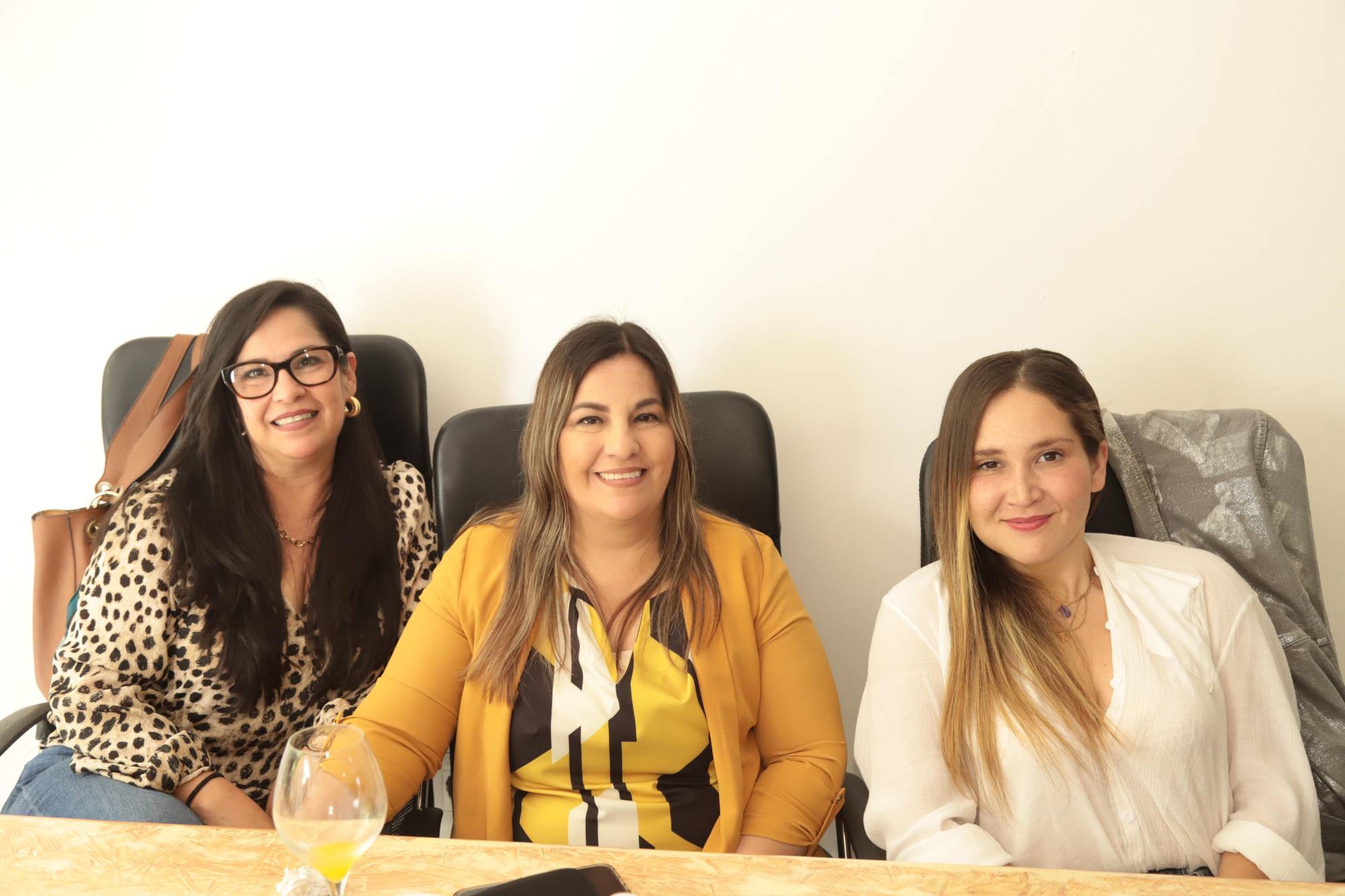 $!Graciela Trejo, Dulce Trejo y Jocelyne Kima.