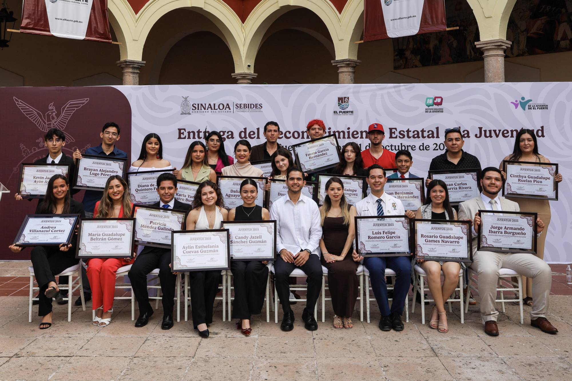 $!Sinaloa reconoce a juventudes ejemplares con el Premio Rafael Buelna Tenorio