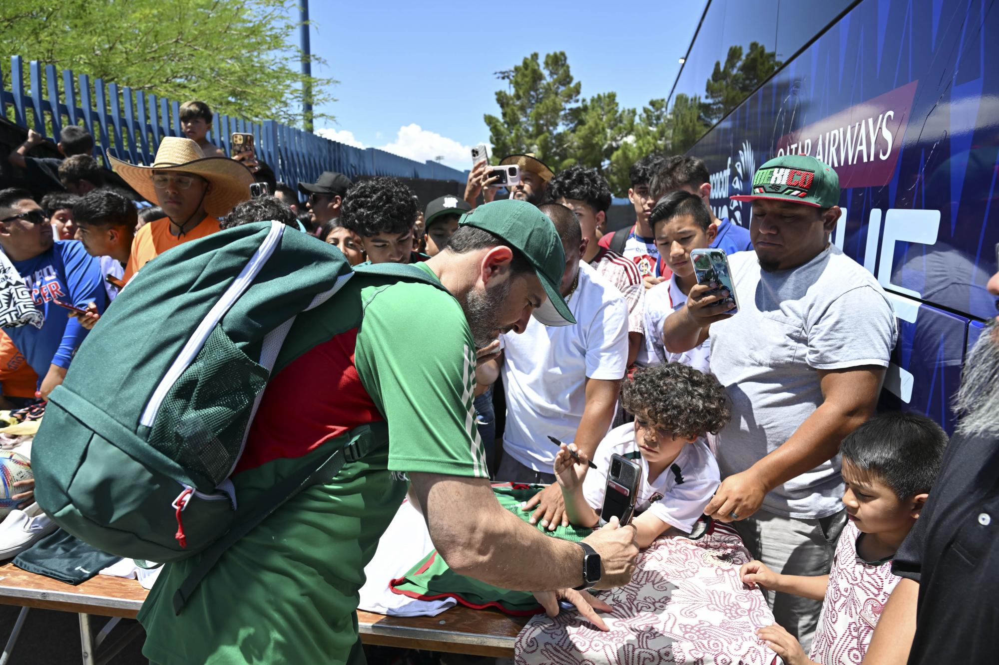 $!Selección Mexicana trabaja a doble sesión en Las Vegas y con una base europea