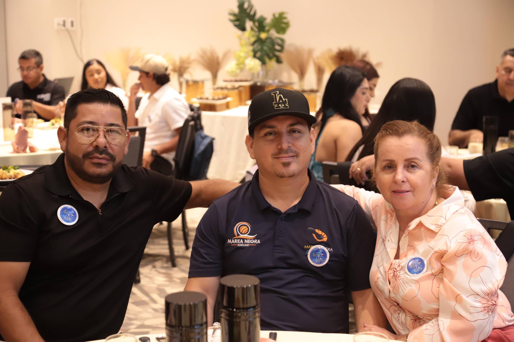 $!Alejandro Bermudes, Julio César Martínez y Angelita García.