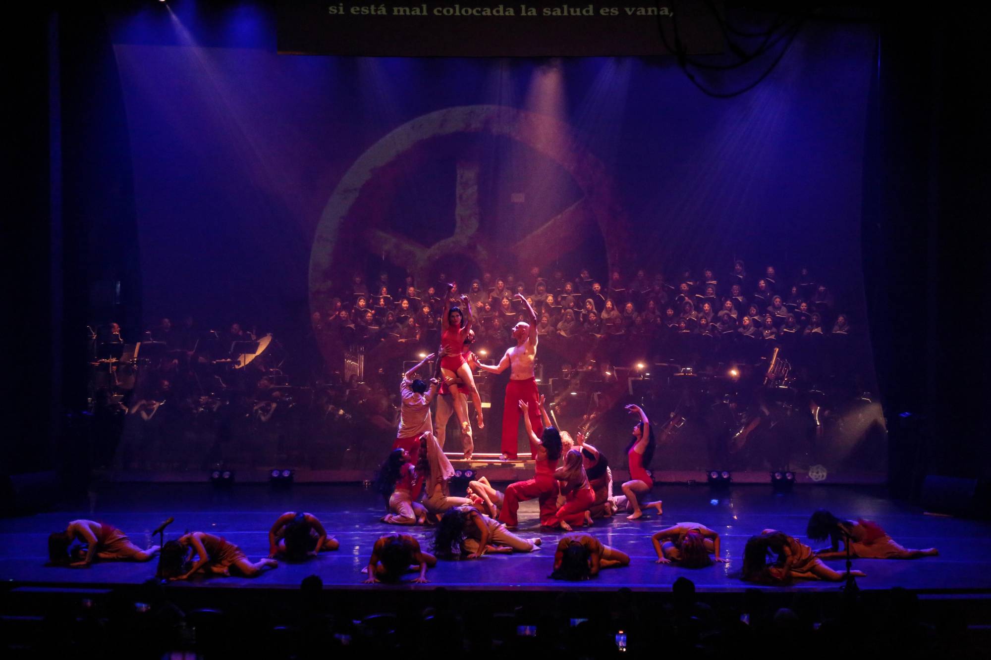 $!Participan la Compañía Danza Joven de Sinaloa y alumnos de Danza Contemporánea en la Escuela Superior de Artes José Limón.