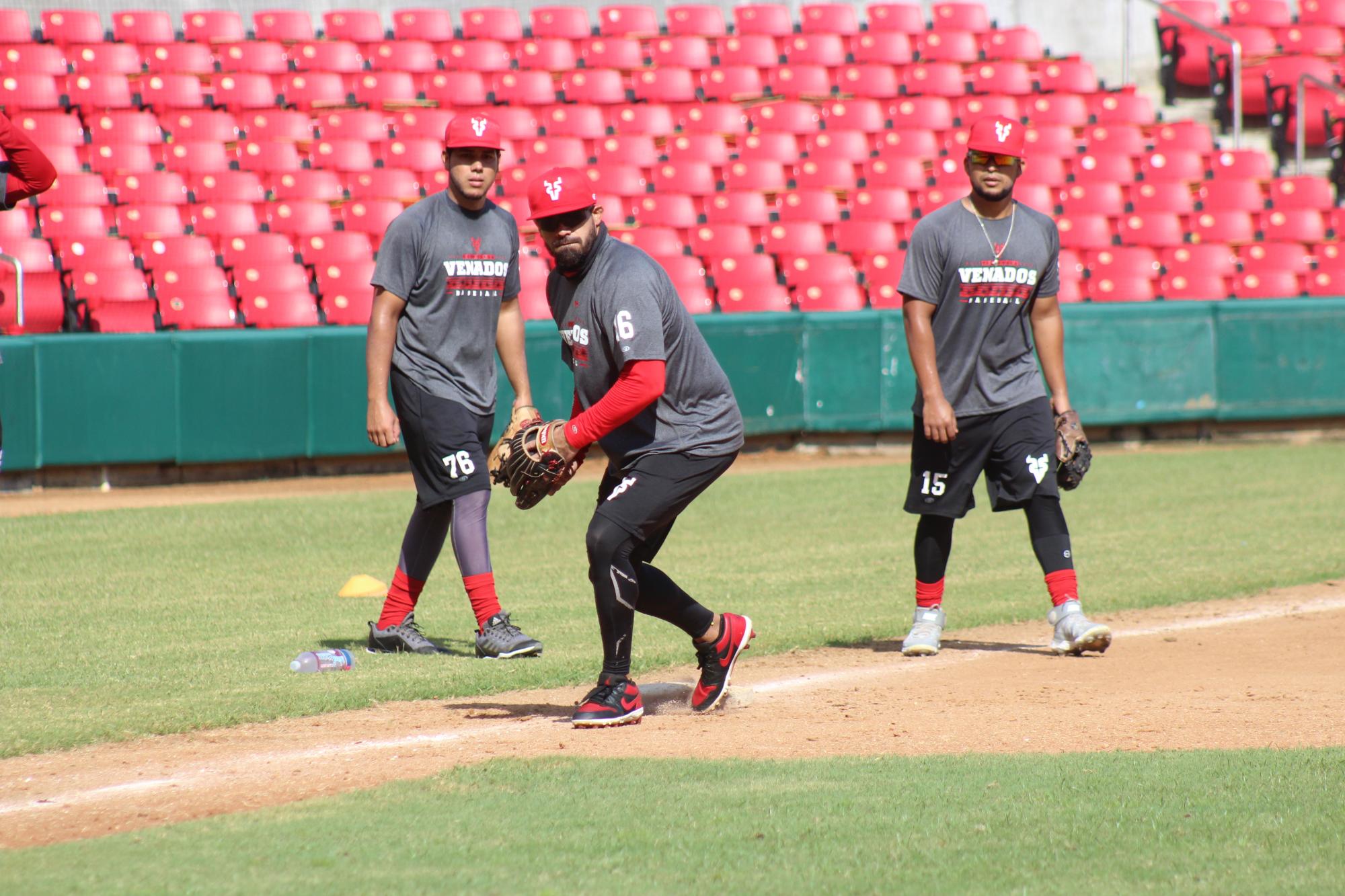 $!Reporta a los entrenamientos el receptor titular de Venados de Mazatlán