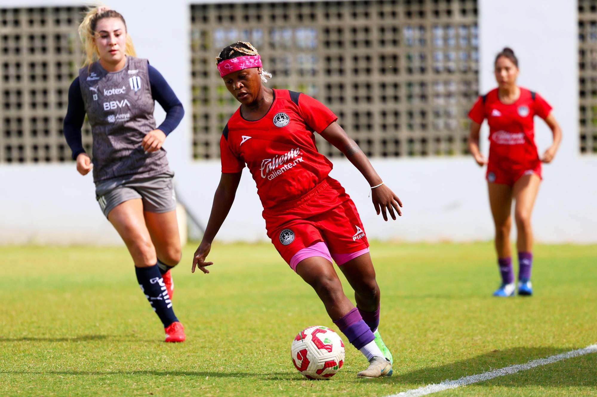 $!Mazatlán Femenil cae ante Rayadas en duelo de preparación