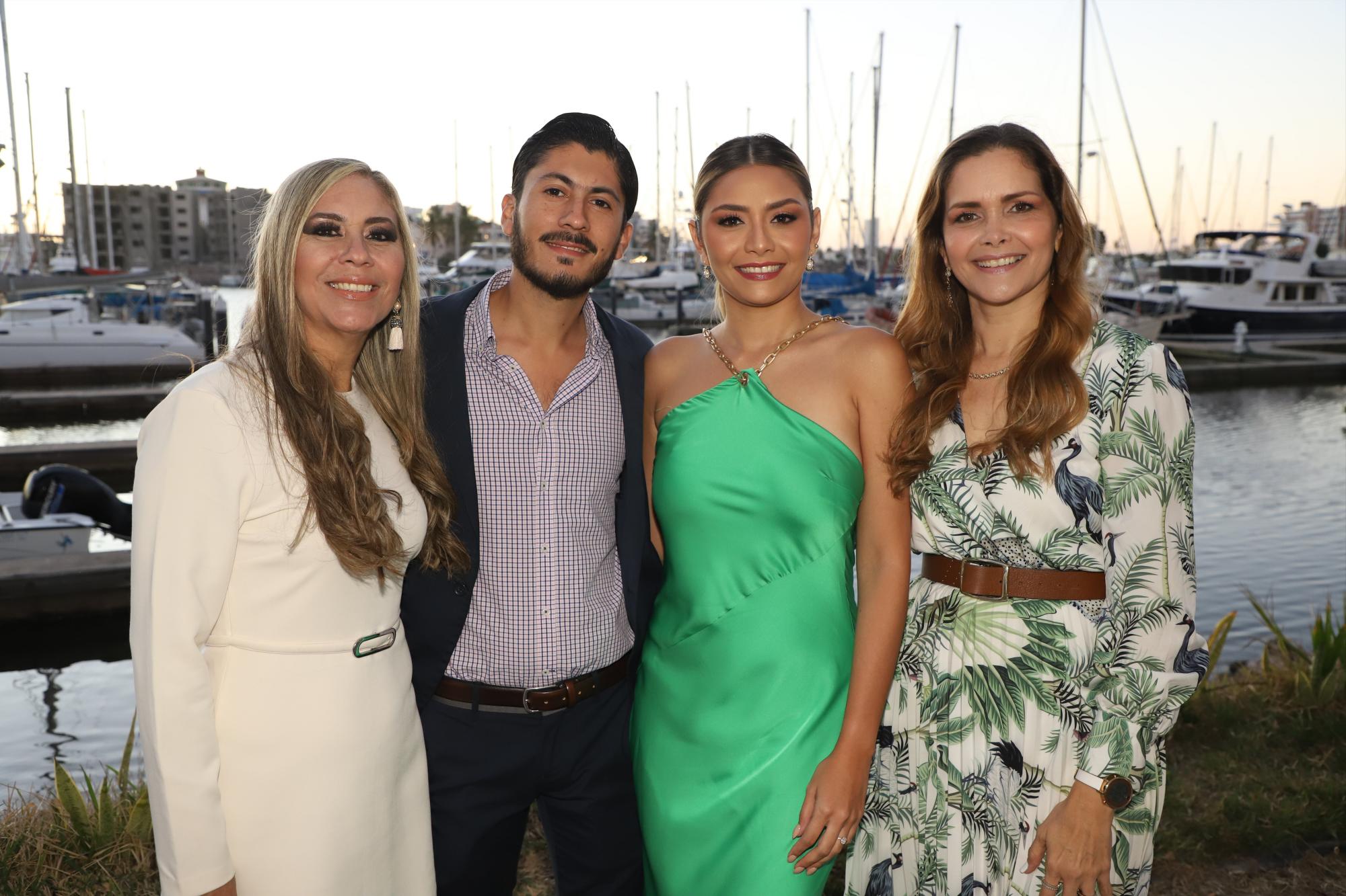 $!Wendy Gómez de Arévalo, Miguel Ángel Arévalo Gómez, Ámbar Marbella Chicuate Morales e Imelda Morales de Chicuate.