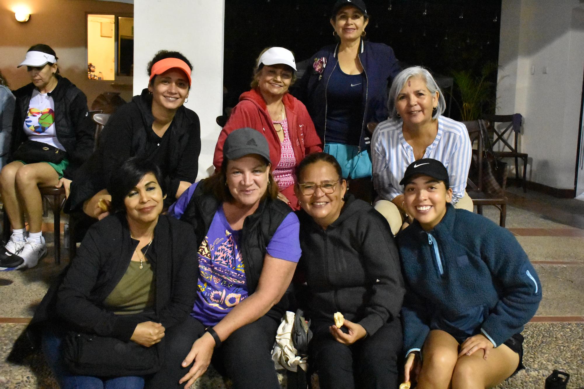 $!Lupita Picos, Mónica Medrano, Caro Pérez, Gaby Valdez, Fany García, Ana María Valerio, Mariela Camacho y Paty Bortoloti.