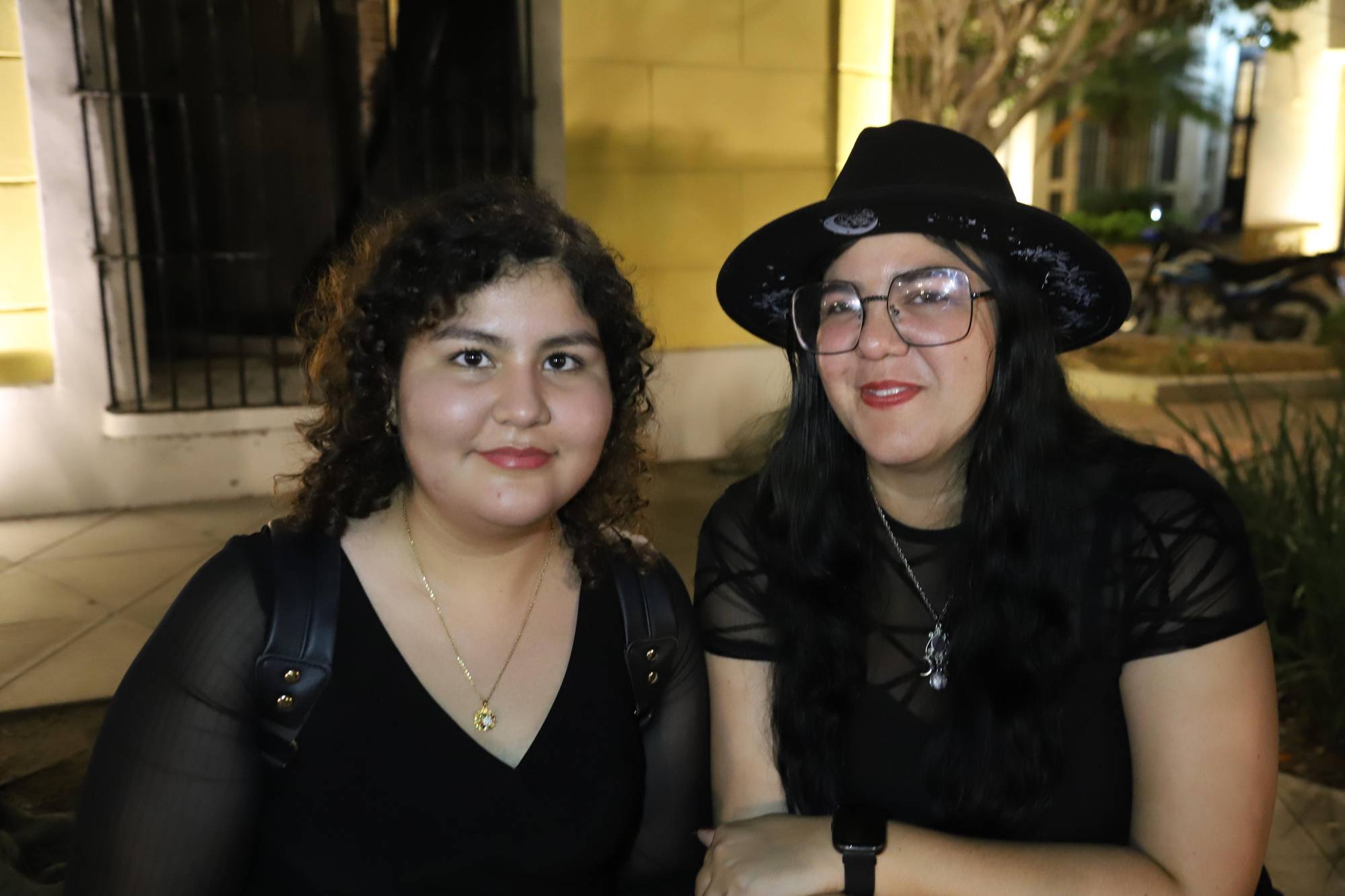 $!Estefany López y Mary Castro.