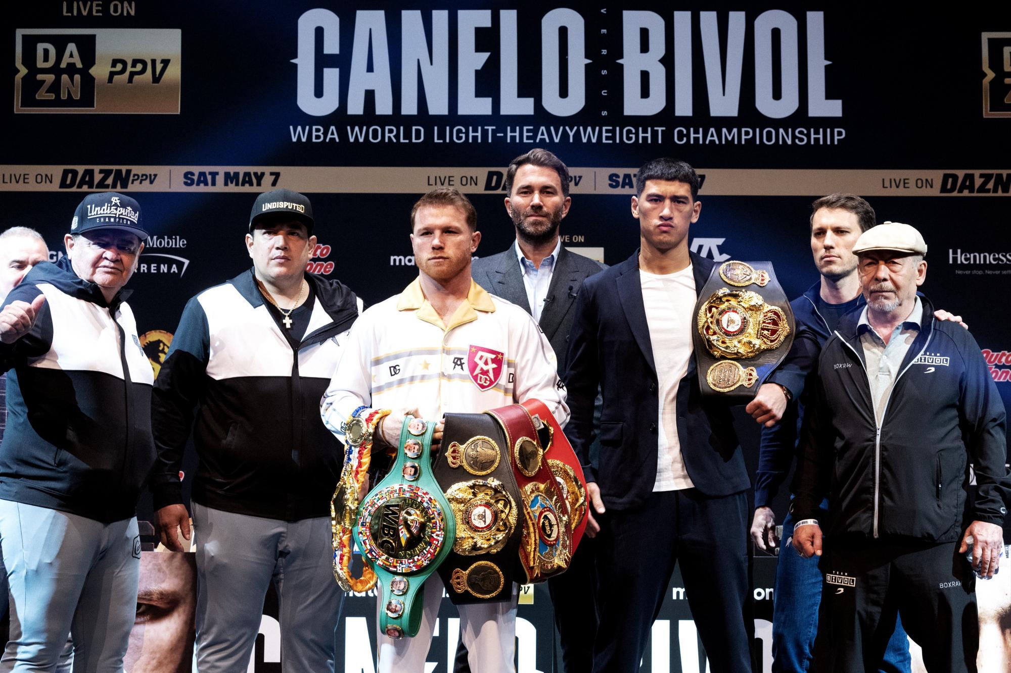 $!Canelo cree que vencer a Bivol lo pondrá en los libros de historia del boxeo