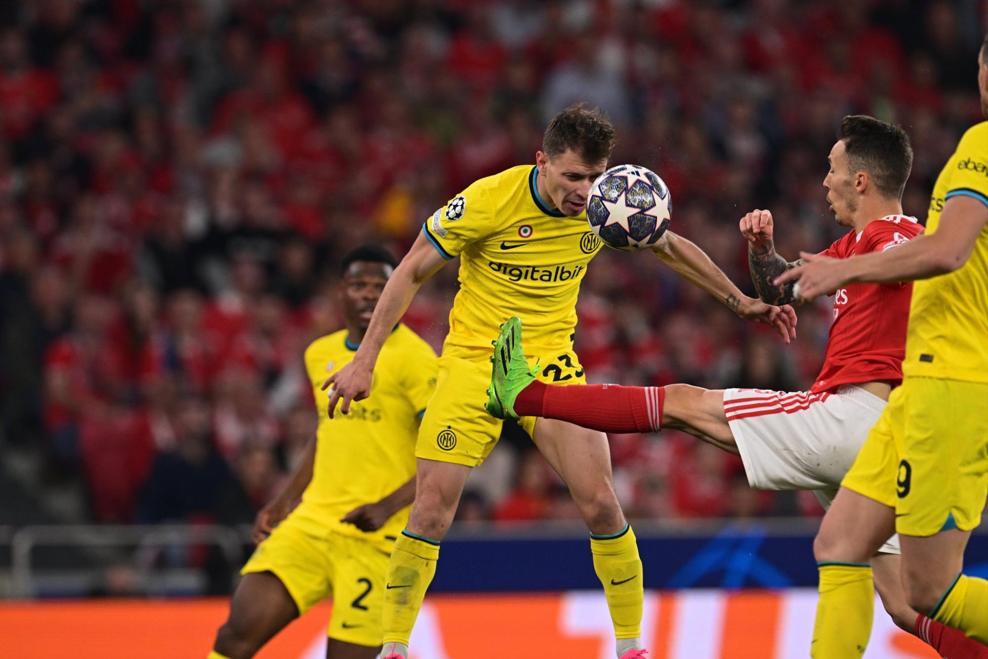 $!Inter de Milán se olvida de su crisis al vencer al Benfica en la ida de los cuartos de final de la Champions