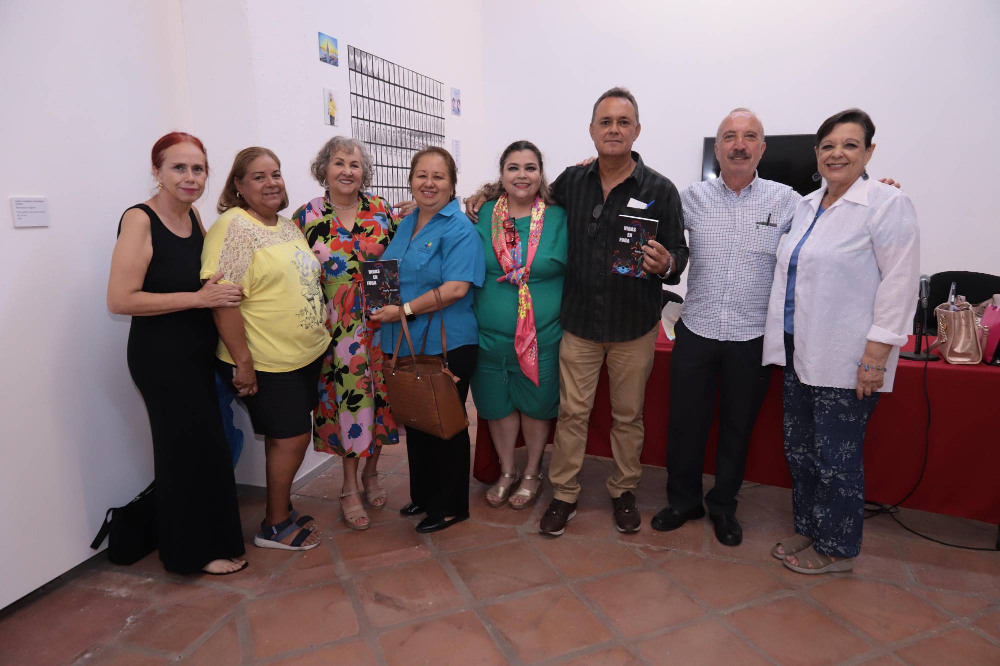 $!Mónica Gómez, Rosy Zamudio, Melly Peraza, Olivia Ureña, Lupita Calleros, Antonio Caro, Alberto Aramburo y Lupita Cárdenas.