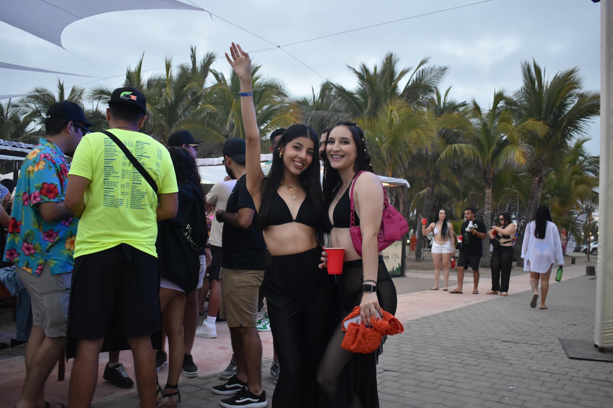 $!Paloma Crespo y Mayra González.