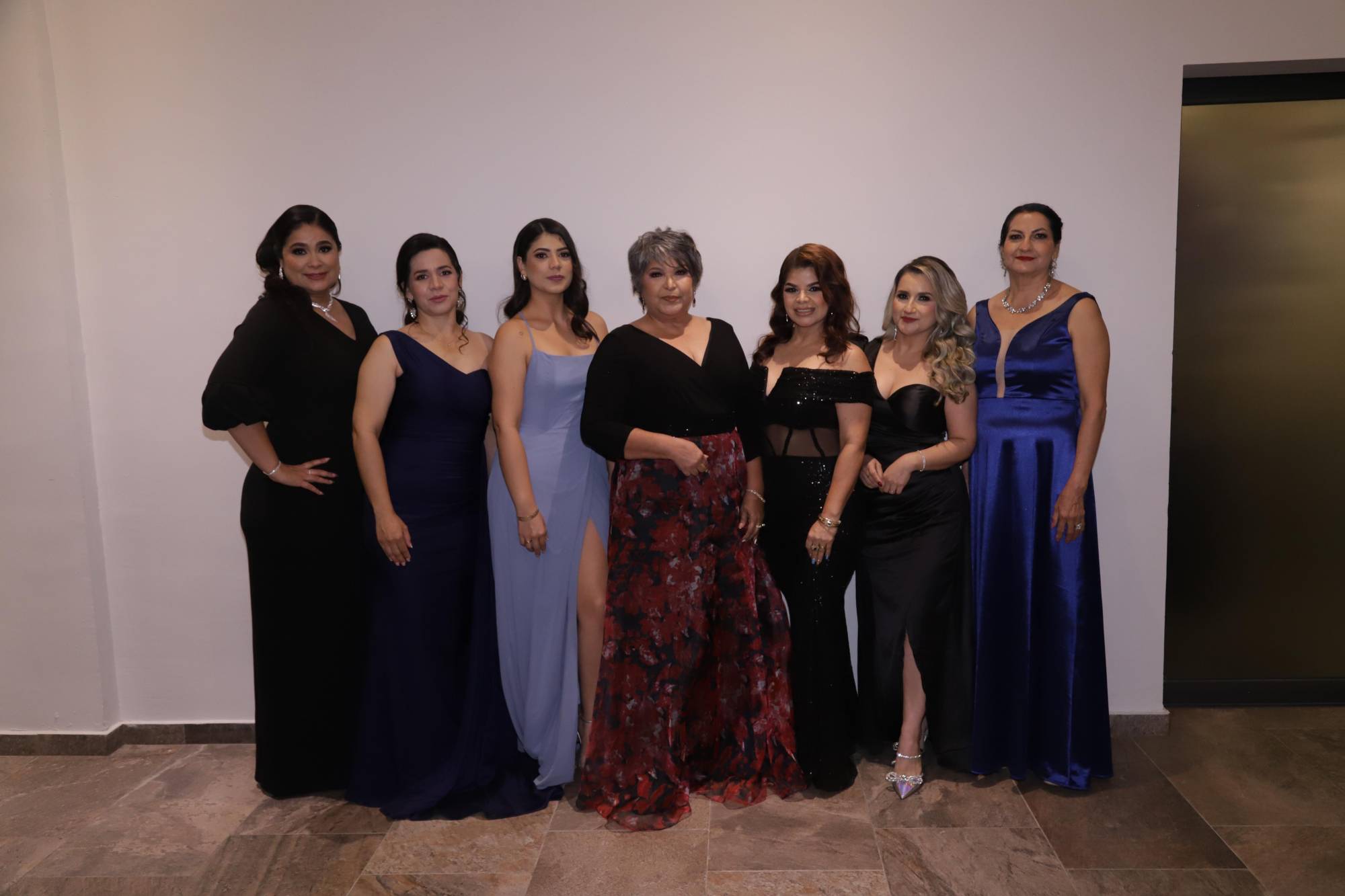 $!Diana Rochín, Kenia Espinoza, Karen Tirado, Ana María Abud, Ángeles Quintero, Mayreli Ortega y Ana Bel Ramos, son las nuevas integrantes del Comité de Damas.