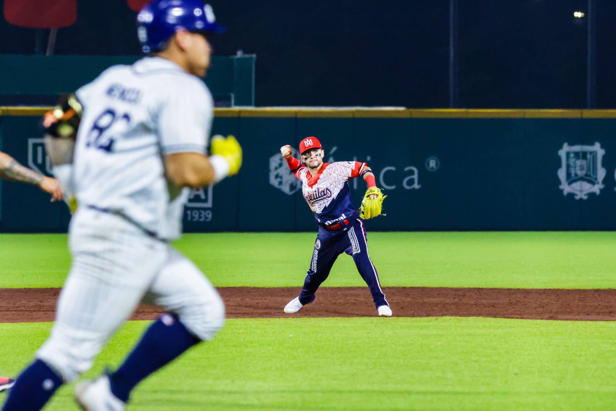 $!Águilas de Mexicali empatan la serie ante Jaguares