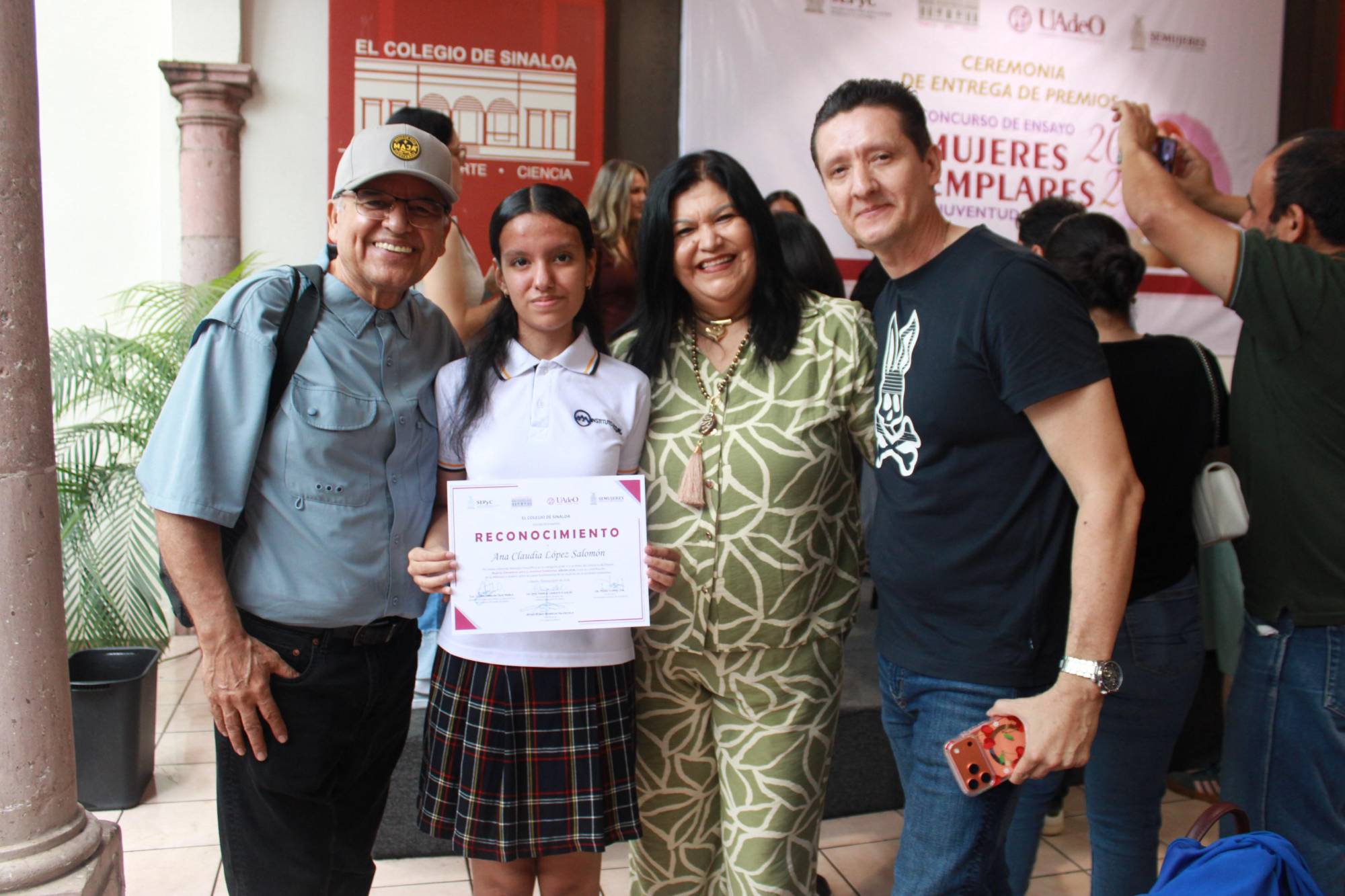 $!Sergio Salomón, Ana Claudia López Salomón, Claudia Murillo y Germán López Chávez.