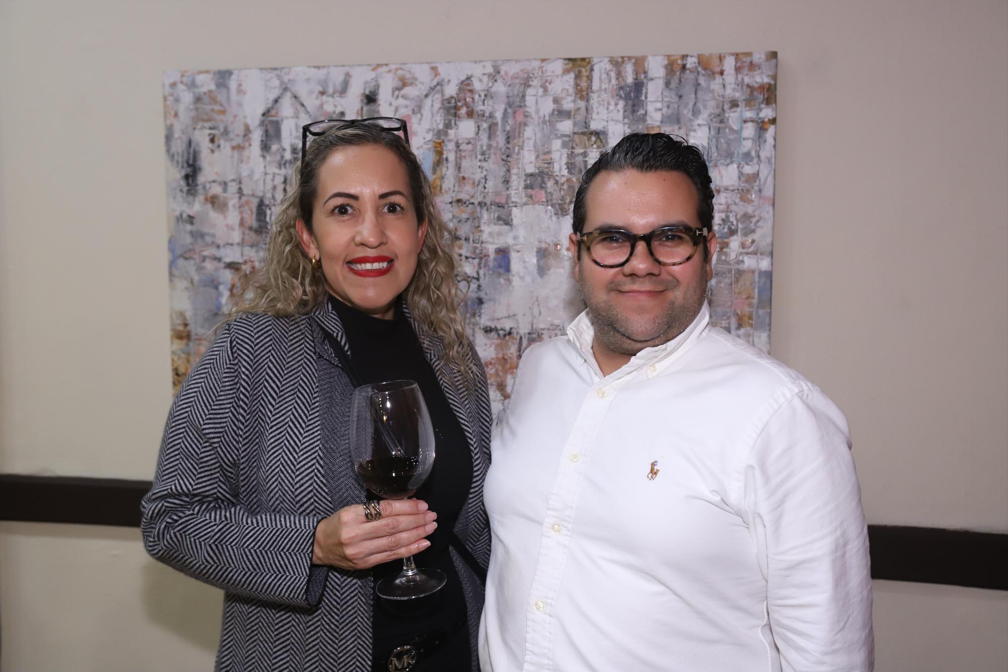 $!Fabiola González y Luis Roberto González.