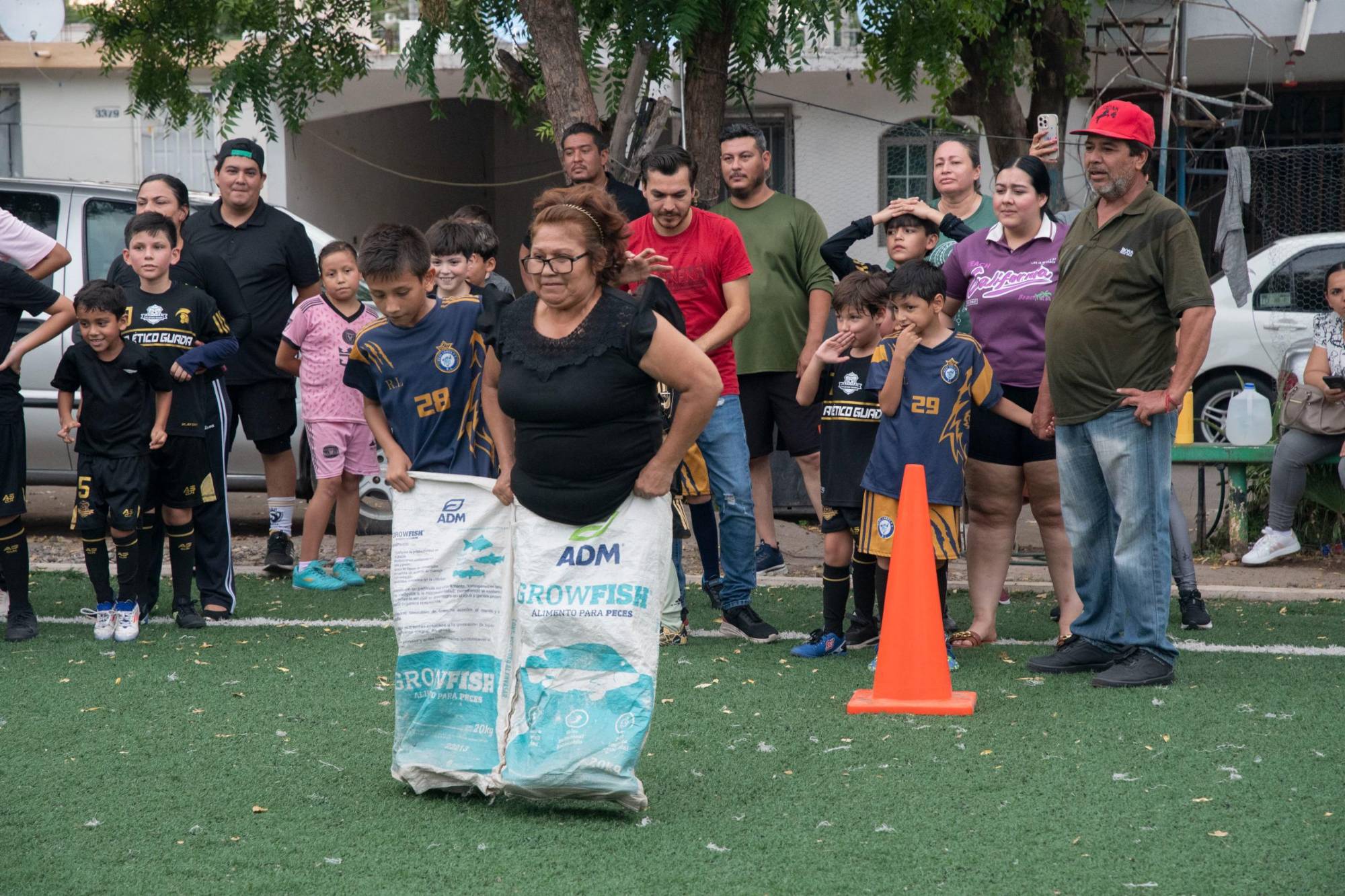 $!Pequeñines disfrutan de jornada deportiva Imdec en el sector Los Ángeles de Culiacán