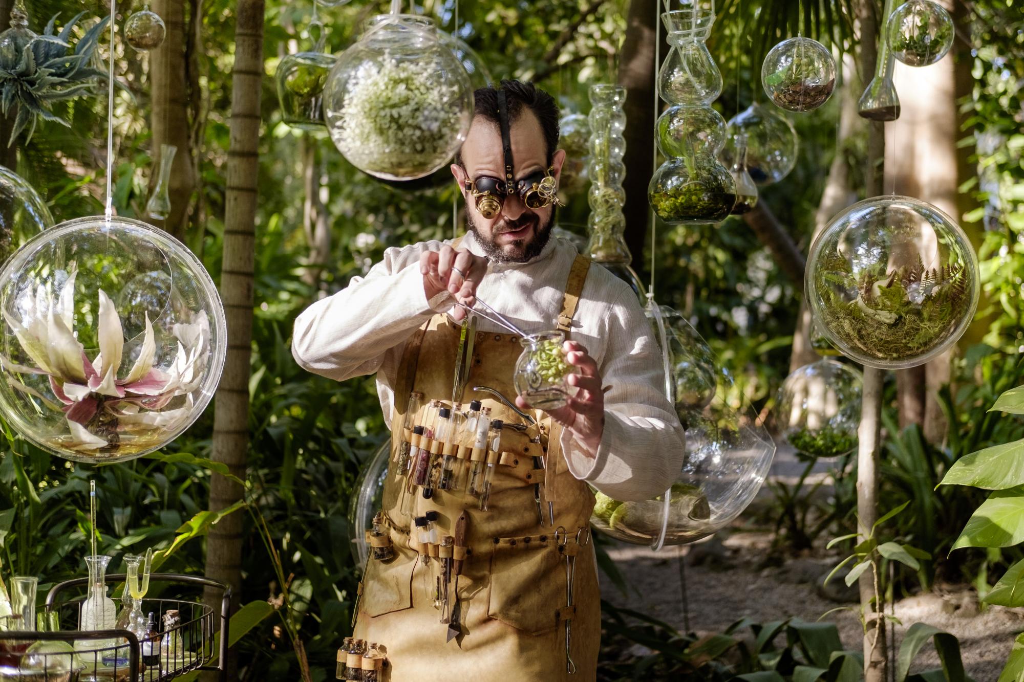 $!El Jardín Botánico es un pulmón de vida y cultura dice Andrea Puente, productora de la Ópera de La Hija de Rappaccini que se filma en Culiacán