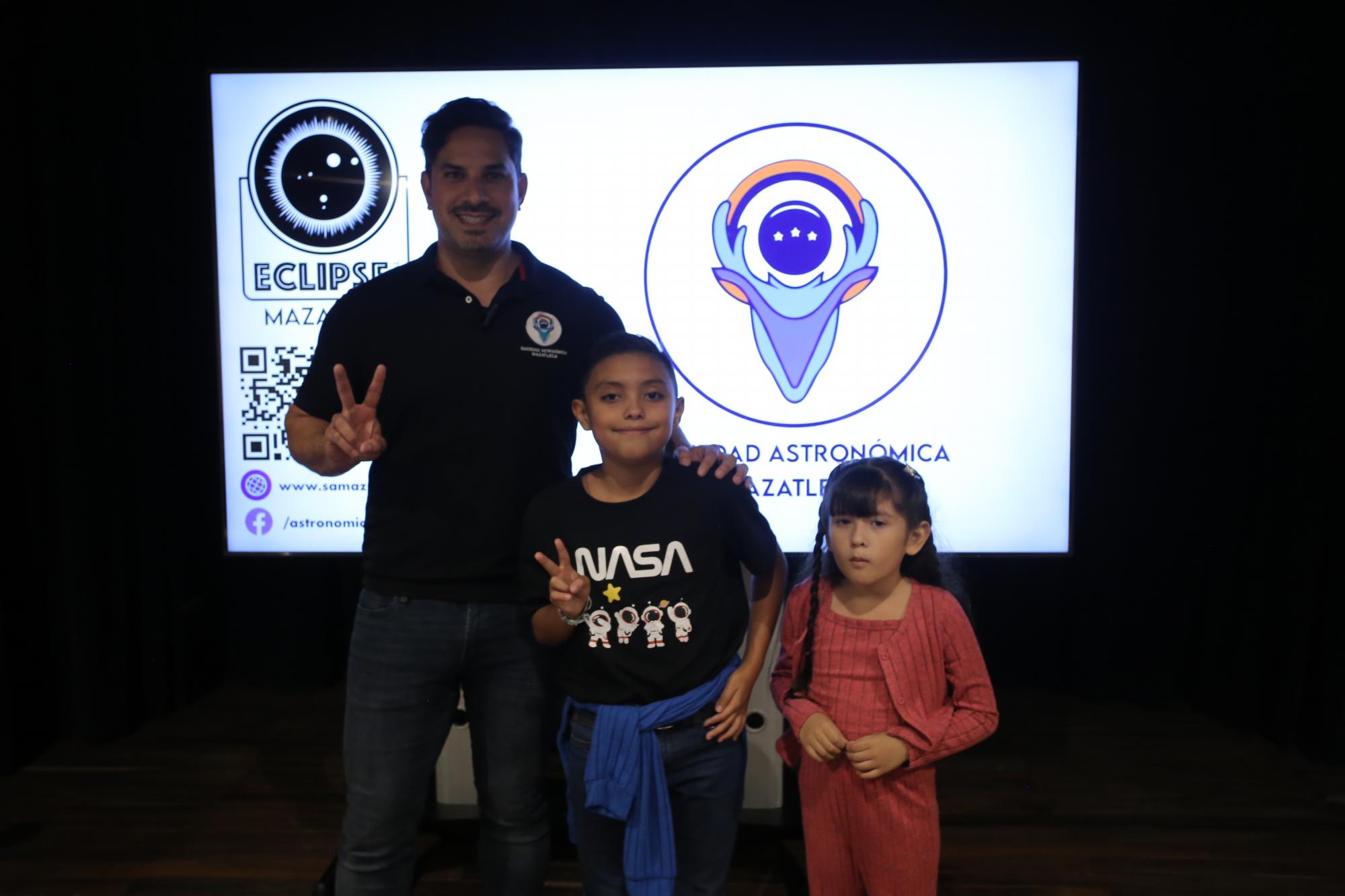 $!Sichen Rizo Álvarez junto a Luis Fernando García e Ivanna Cevallos.