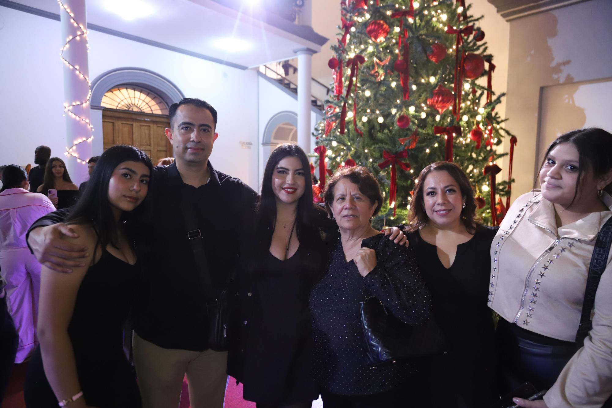 $!Katerin Sánchez, Ismael Sánchez, Giusel Milán, Dolores Flores, Joana Sánchez y Camila Sánchez.