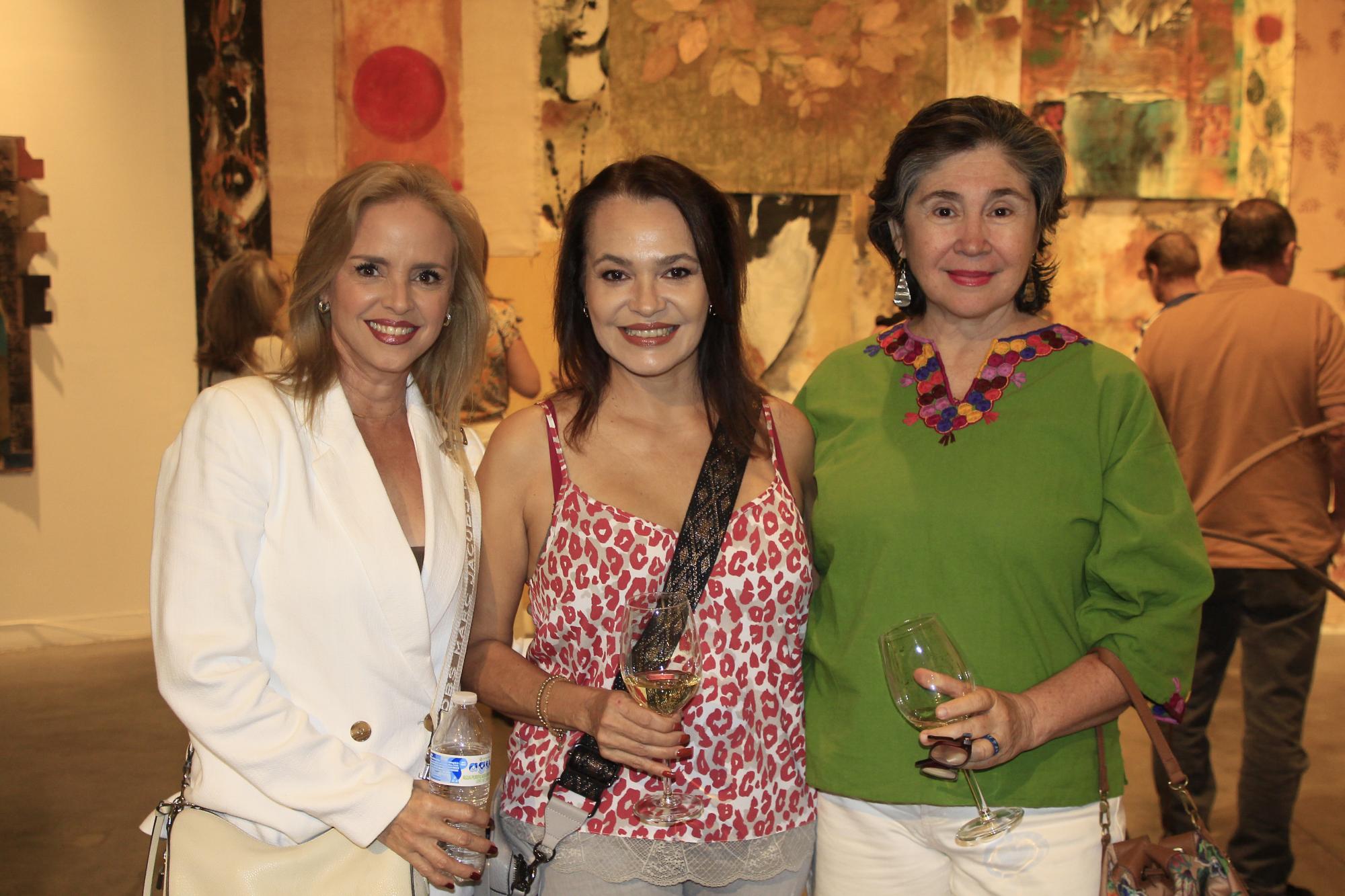 $!Marina Nieto, Hilde Salgado y Lorena García.