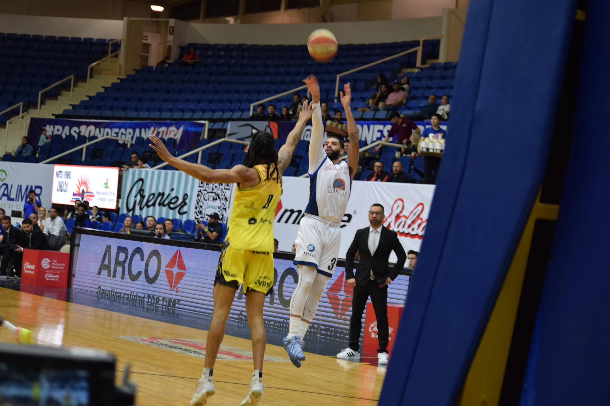 $!Caballeros de Culiacán caen ante Halcones y son barridos en Ciudad Obregón
