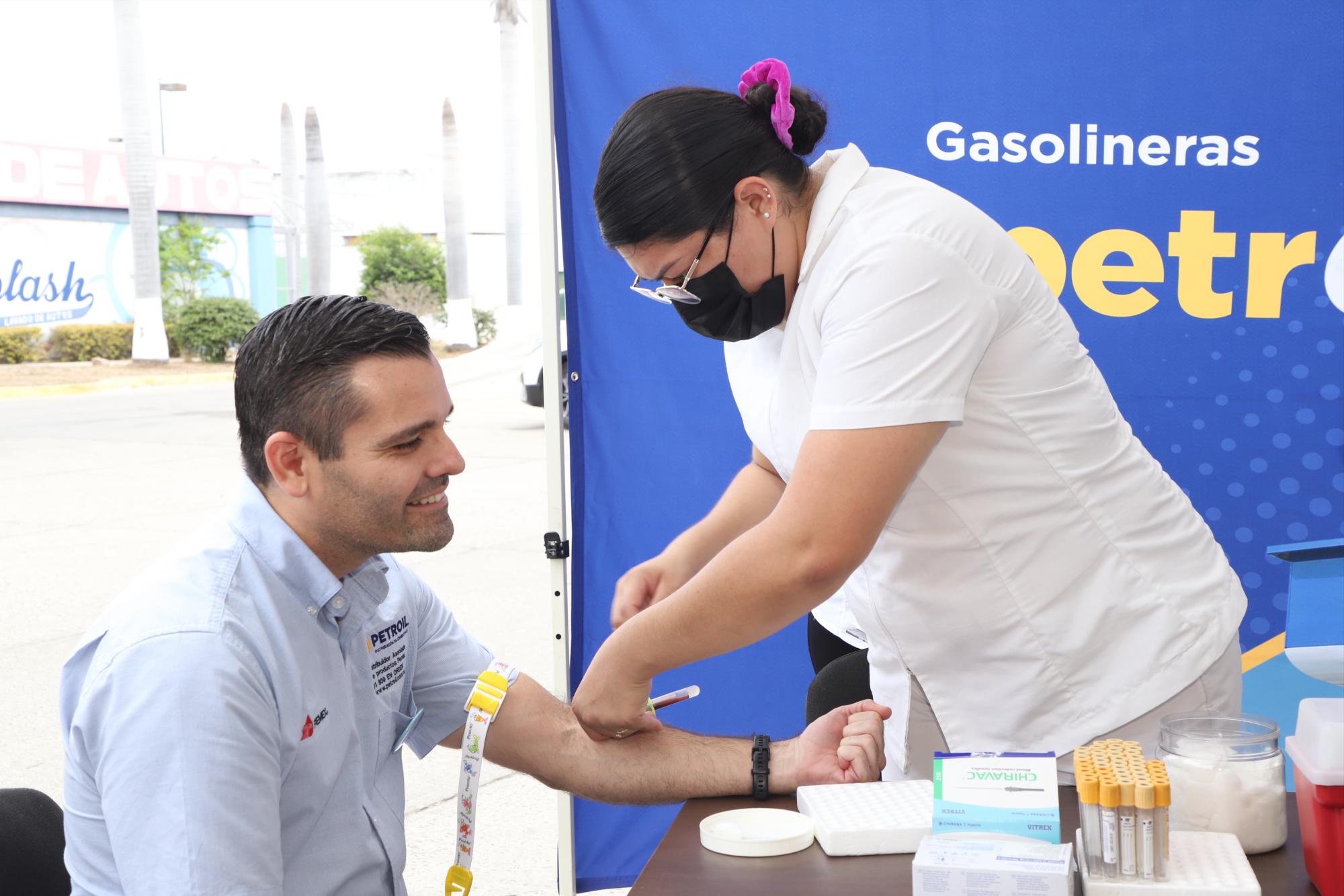 $!A Paúl Medrano le hicieron una toma de muestras.