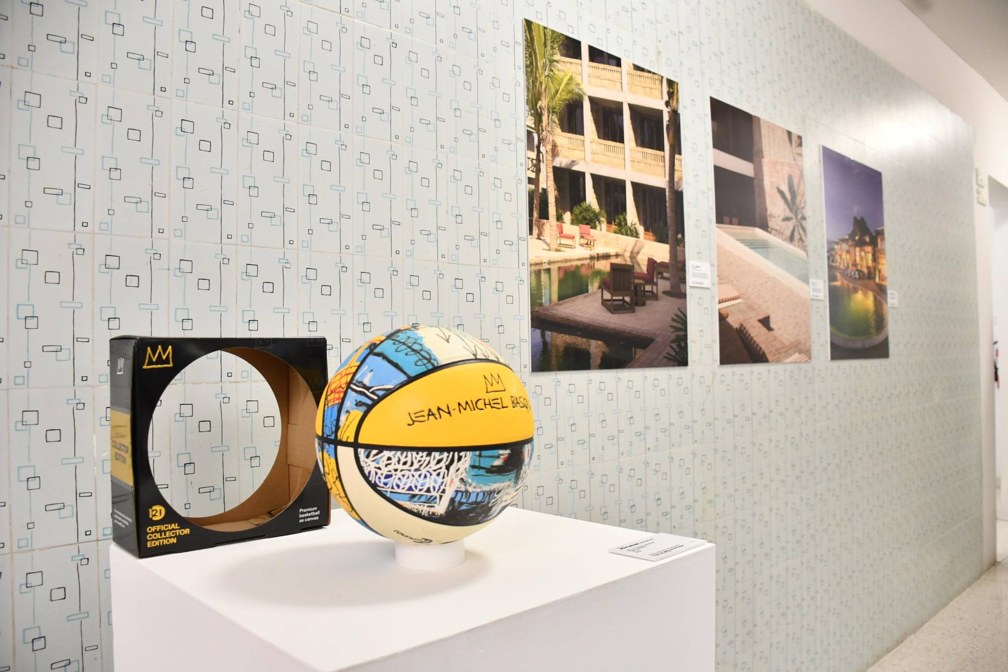 $!Obra de Jean-Michel Basquiat y experiencias en diversos destinos se subastaron.